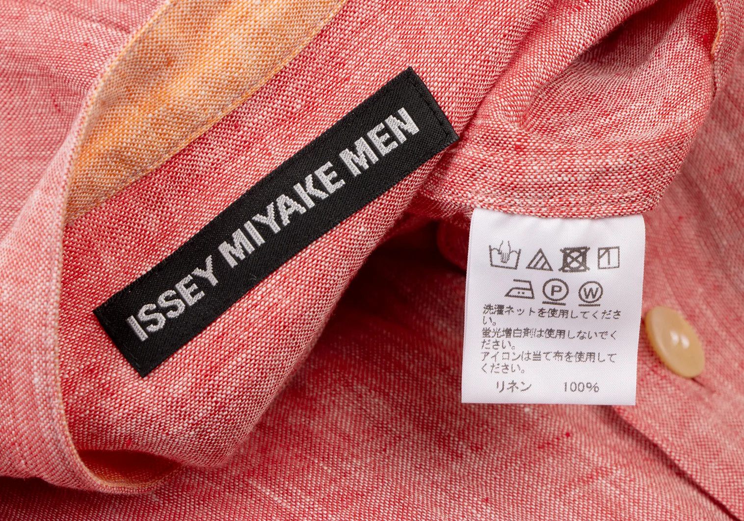 Issey Miyake Linen Collarless Short Sleeve Shirt in Red and White Size US S / EU 44-46 / 1 - 14 Thumbnail