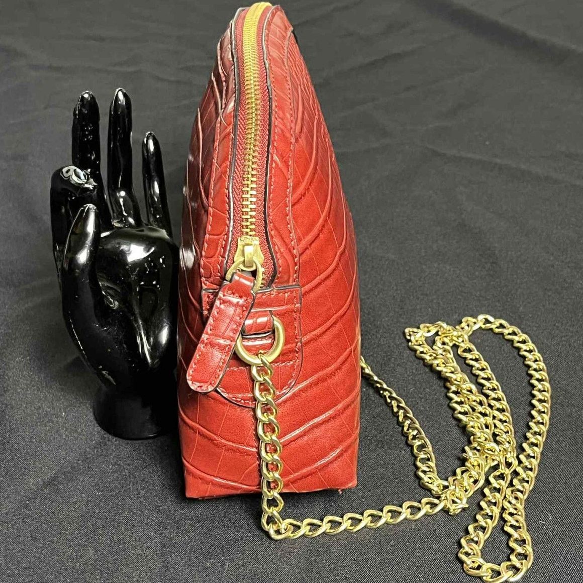 Forever 21 Red & Gold Forever 21 Purse Size ONE SIZE - 2 Thumbnail