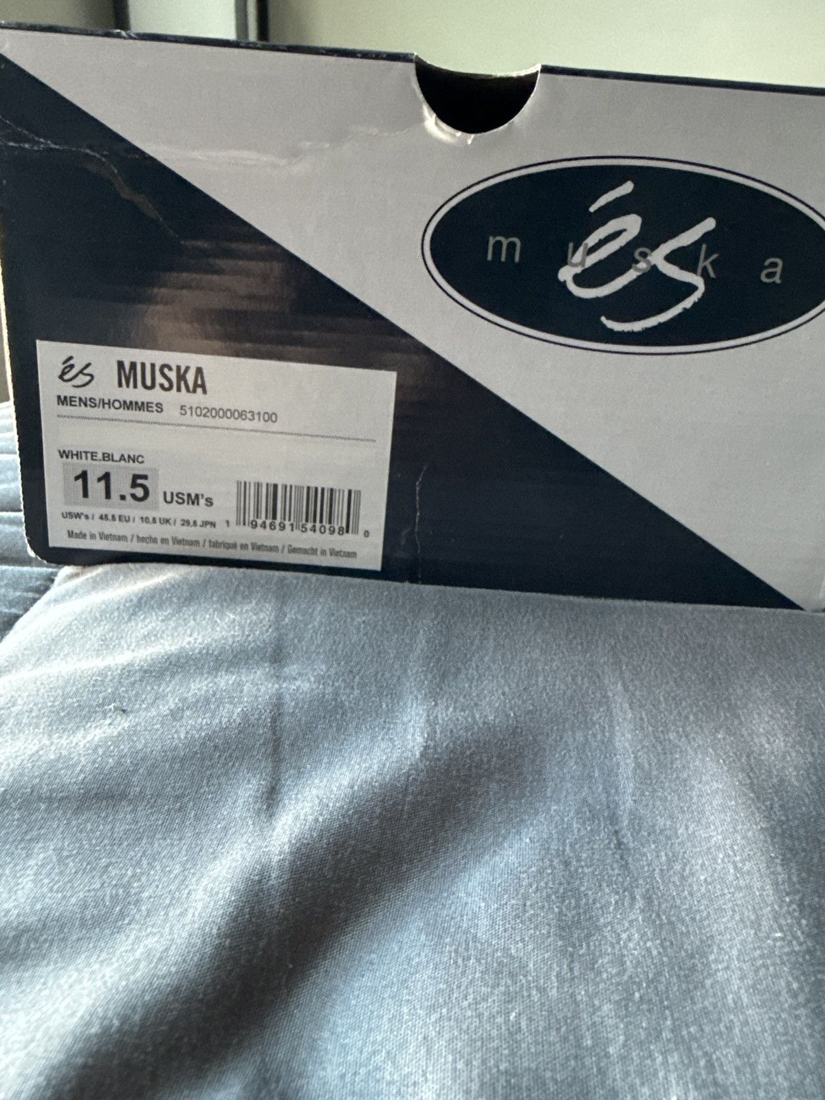 eS éS Muska “White & Navy” Size US 11.5 / EU 44-45 - 9 Thumbnail