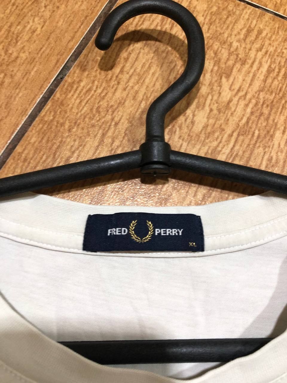 Fred Perry Fred Perry Short Sleeve TEE CENTER LOGO Size US XL / EU 56 / 4 - 2 Thumbnail