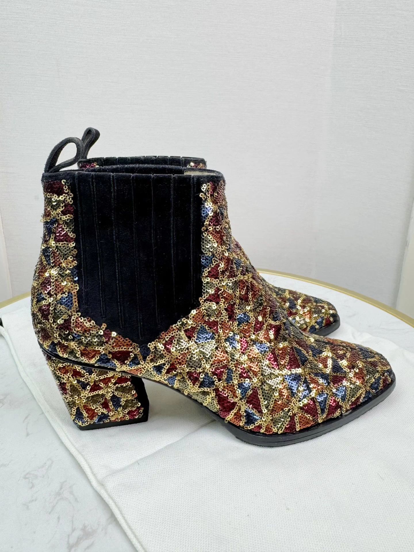 Roger Vivier RV Sequin Boots 36 Worn 2-3x Cleaned Size US 5 / IT 35 - 2 Thumbnail
