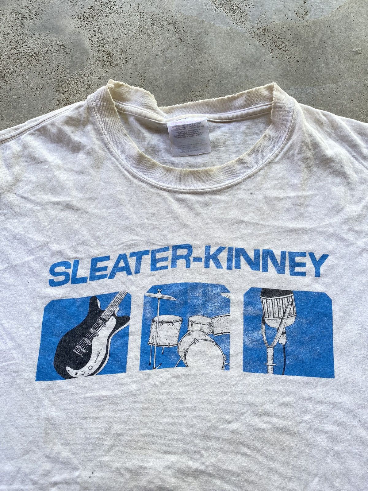 Band Tees × Vintage Vintage Sleater Kinney Tshirt Size US M / EU 48-50 / 2 - 2 Thumbnail