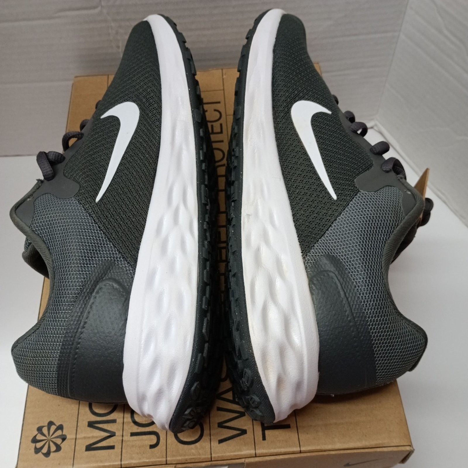 Nike Nike Revolution 6 Next Nature Grey Mens Size 9 Running Shoes Size US 9 / EU 42 - 6 Thumbnail