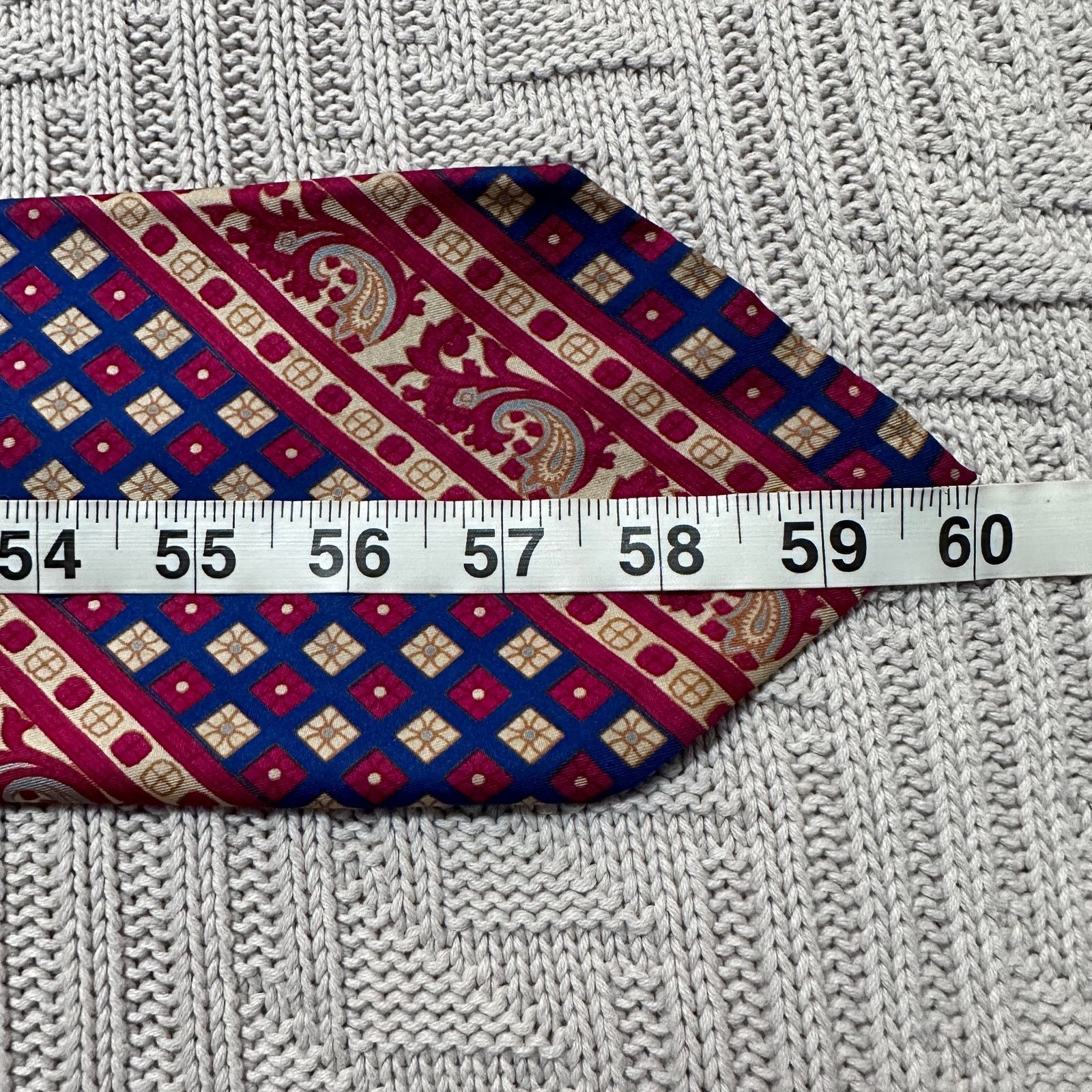 Vintage Vintage red and navy paisley patterned men's tie Size ONE SIZE - 4 Thumbnail