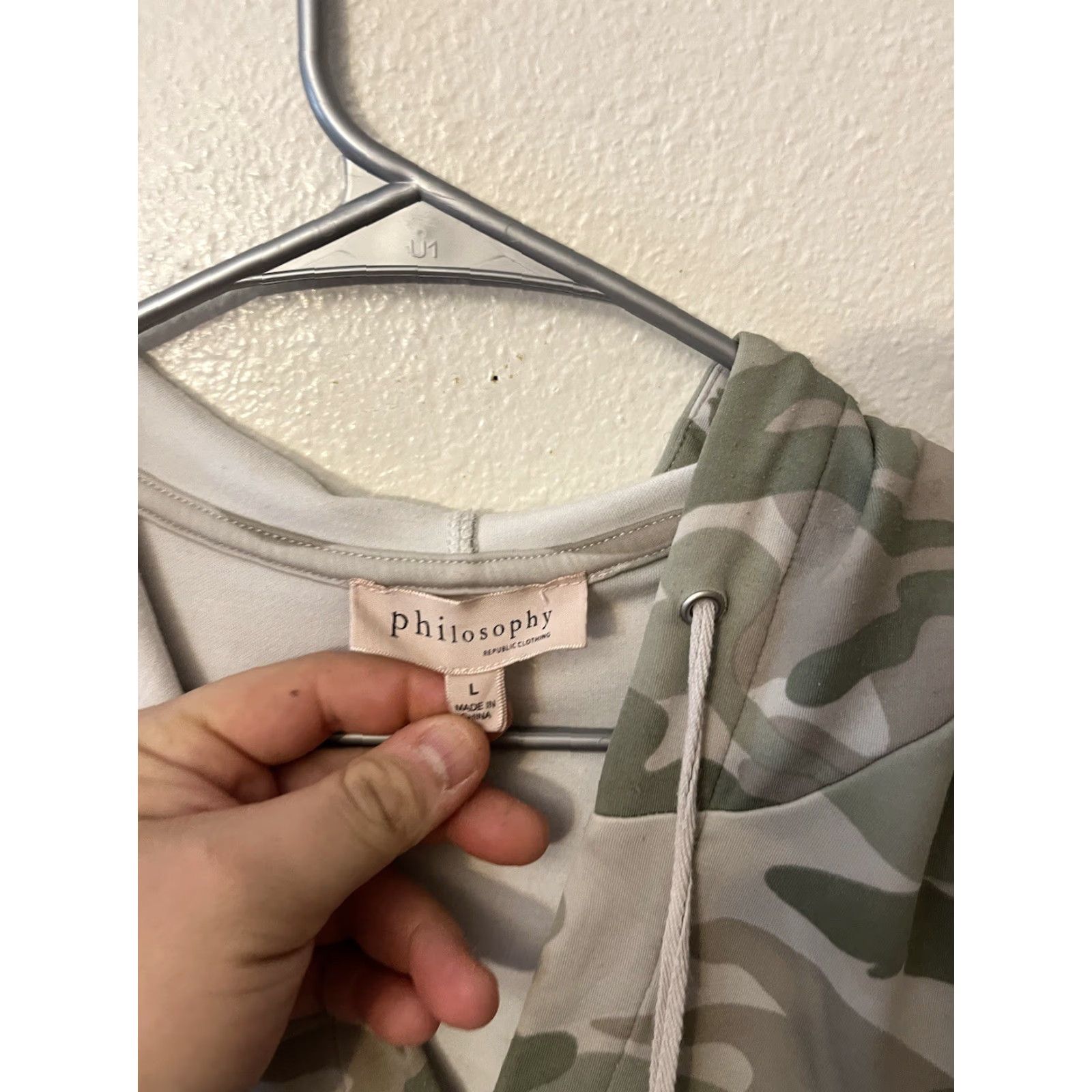 Vintage PHILOSOPHY Green Camo Modal Hooded Cap Sleeve Shirt Large Hoodie Womens Size L / US 10 / IT 46 - 2 Thumbnail