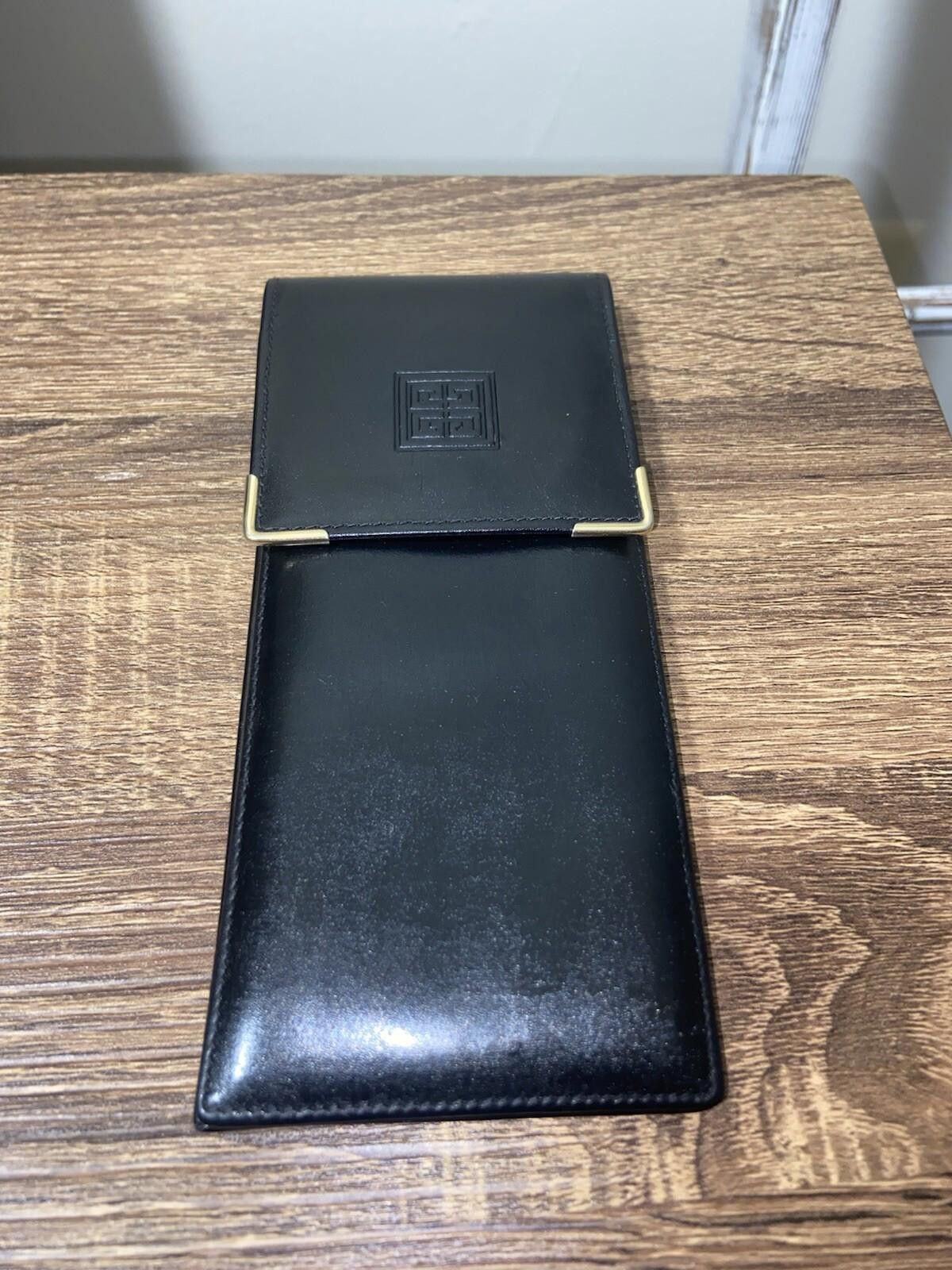 Givenchy Rare Givenchy soft black leather sunglasses case multipouch Size ONE SIZE - 1 Thumbnail