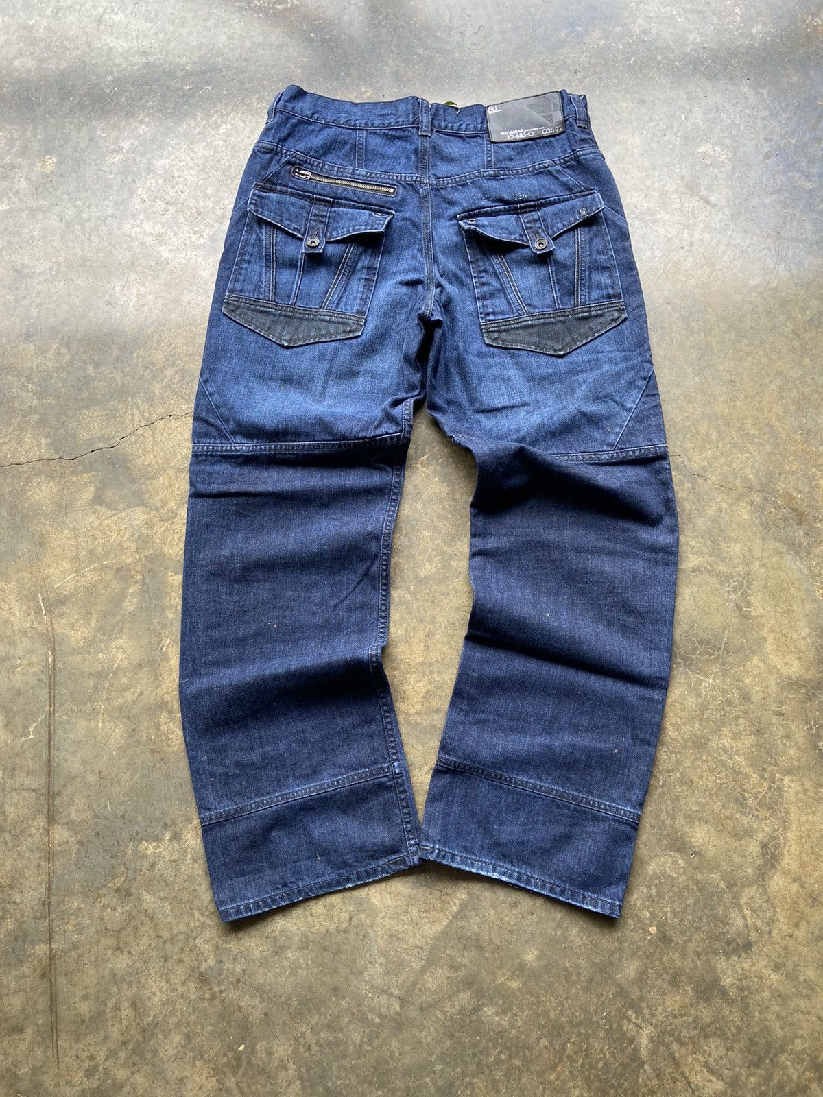 Rocawear Crazy Vintage Baggy Y2K Rocawear Style Stash Pocket Jeans Size US 36 / EU 52 - 1 Thumbnail