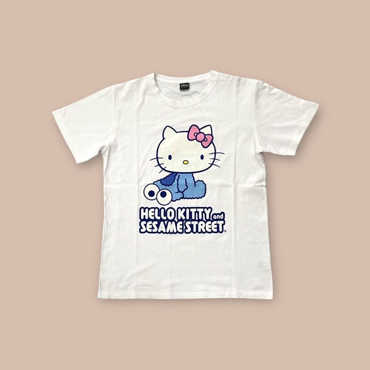 Anime Hello Kitty & Sesame Street Collab Tees Size US L / EU 52-54 / 3 - 2 Thumbnail