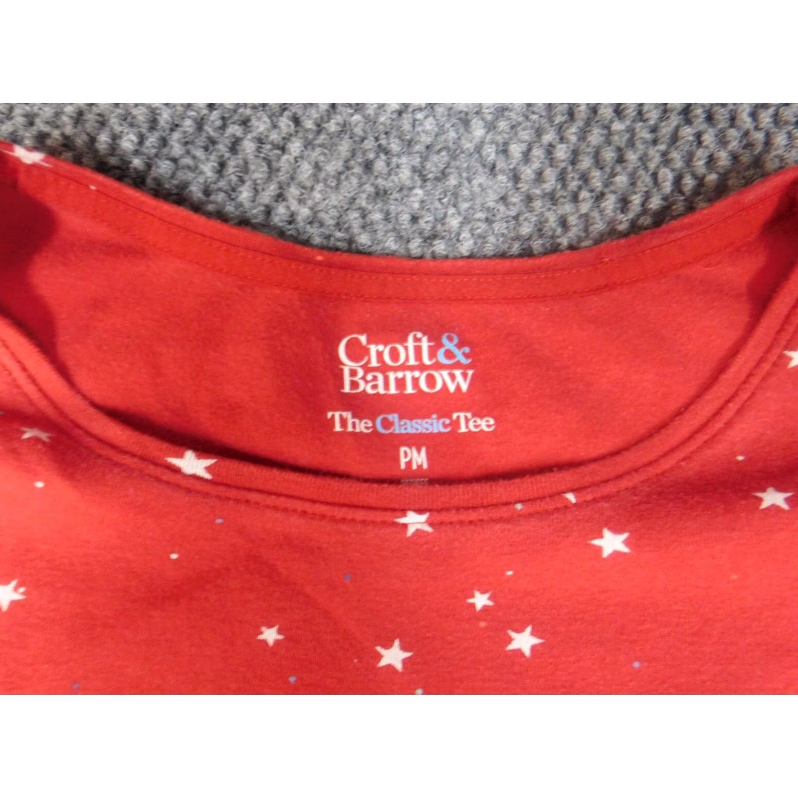 Croft & Barrow Croft & Barrow Womens Shirt PM petites Red Stars tee Shirt Mens? Size M / US 6-8 / IT 42-44 - 5 Thumbnail