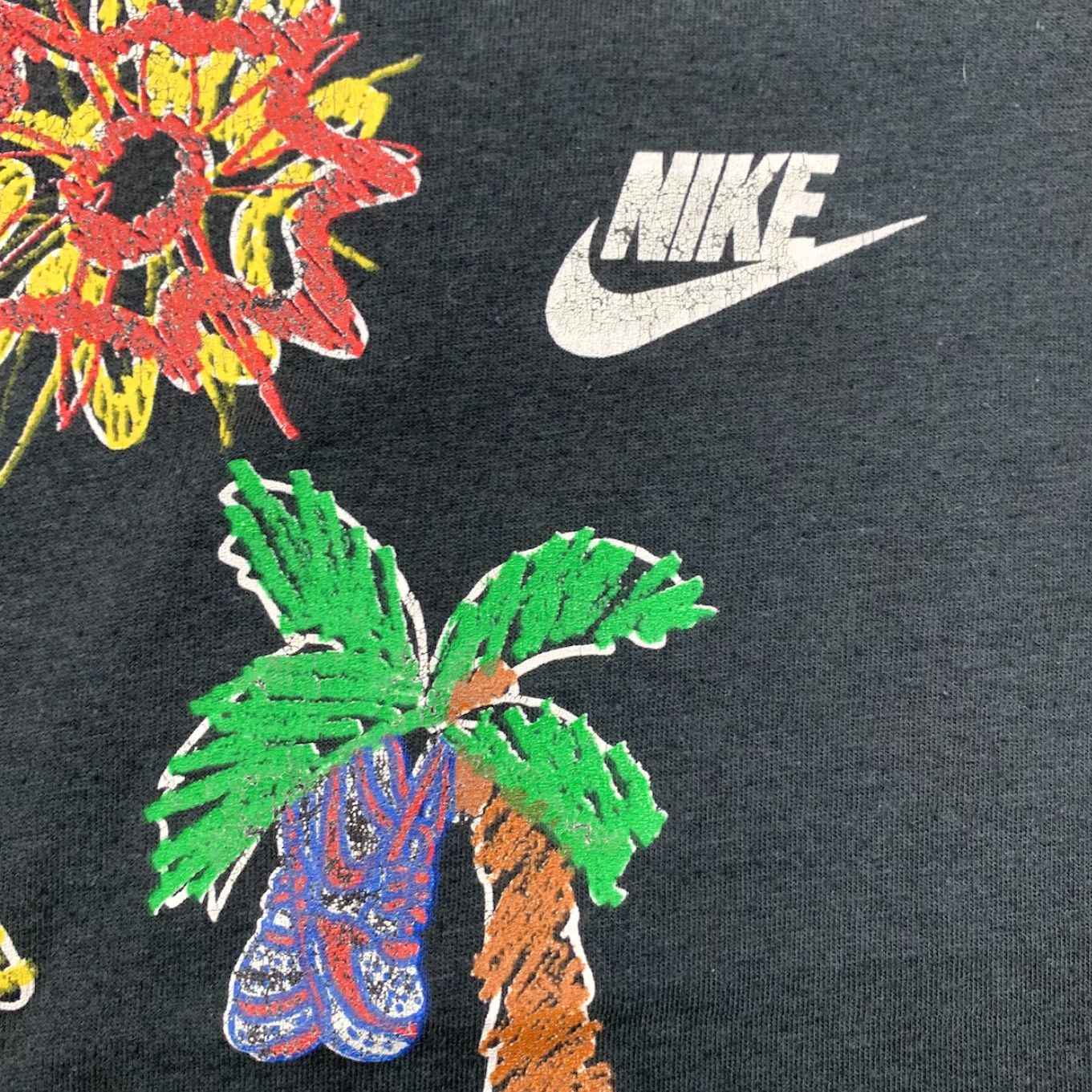 Nike Nike Vintage Men's T-Shirt Black Palm Tree Beach Sandals Summer 80s 90s Graphics Size US M / EU 48-50 / 2 - 3 Thumbnail