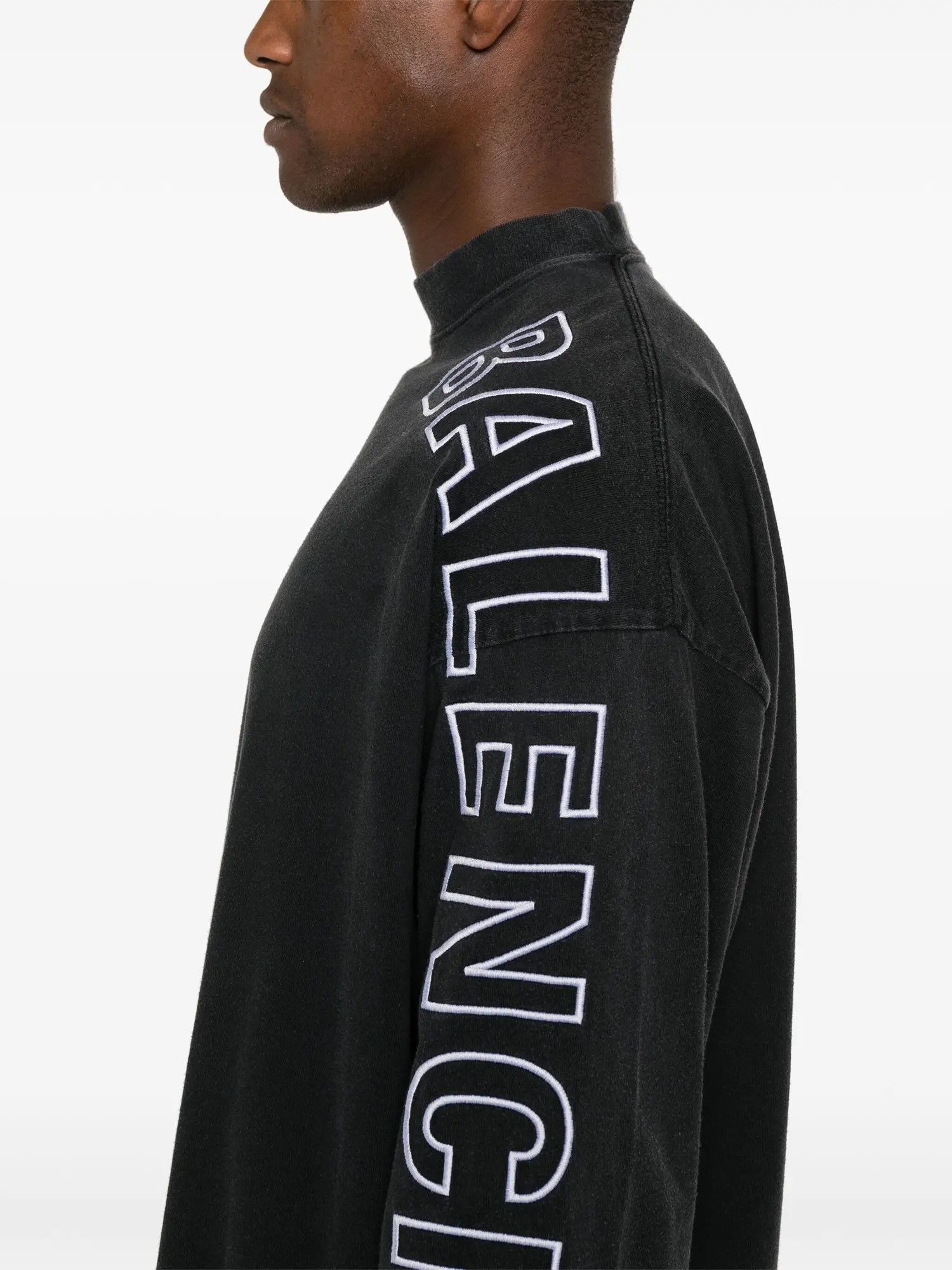 Balenciaga o1la1rc1a0625 Large Fit Long Sleeve T-Shirt Oversized Black Size US XXL / EU 58 / 5 - 4 Thumbnail