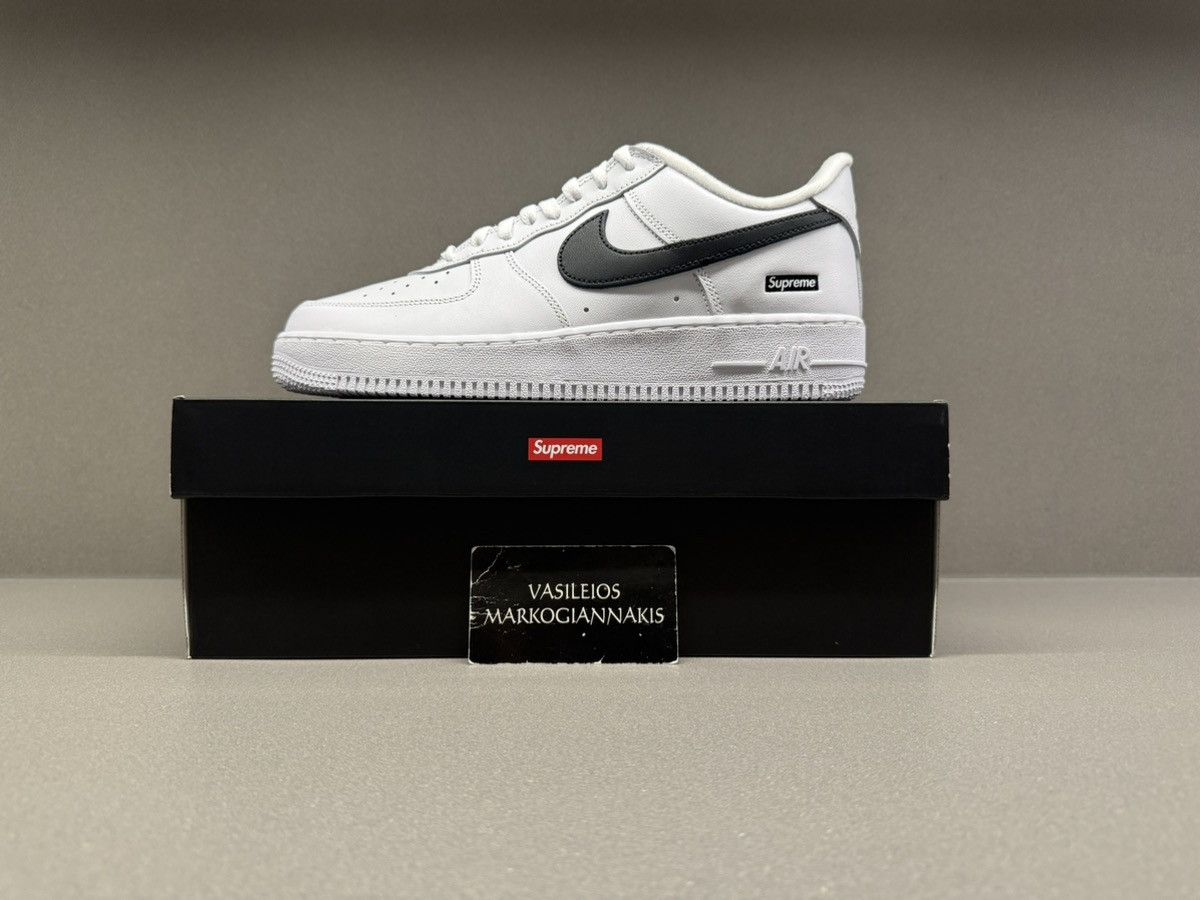 Nike × Supreme Nike Air Force 1 Low Supreme White Black Size US 8.5 / EU 41-42 - 1 Thumbnail