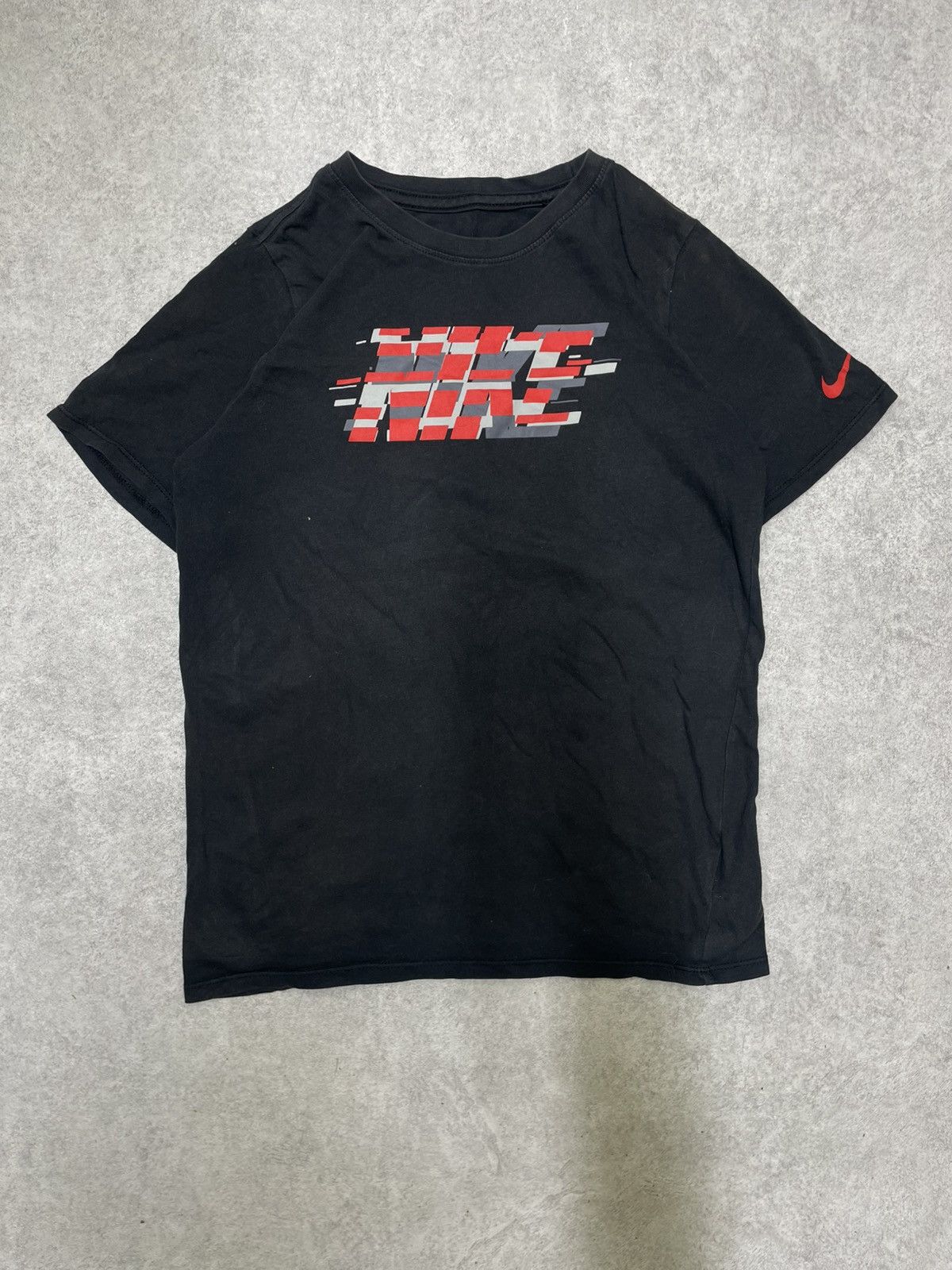 Nike Nike Tee: Fire Drip, Must-Cop Streetwear Grail.Streetwear Size US M / EU 48-50 / 2 - 1 Thumbnail