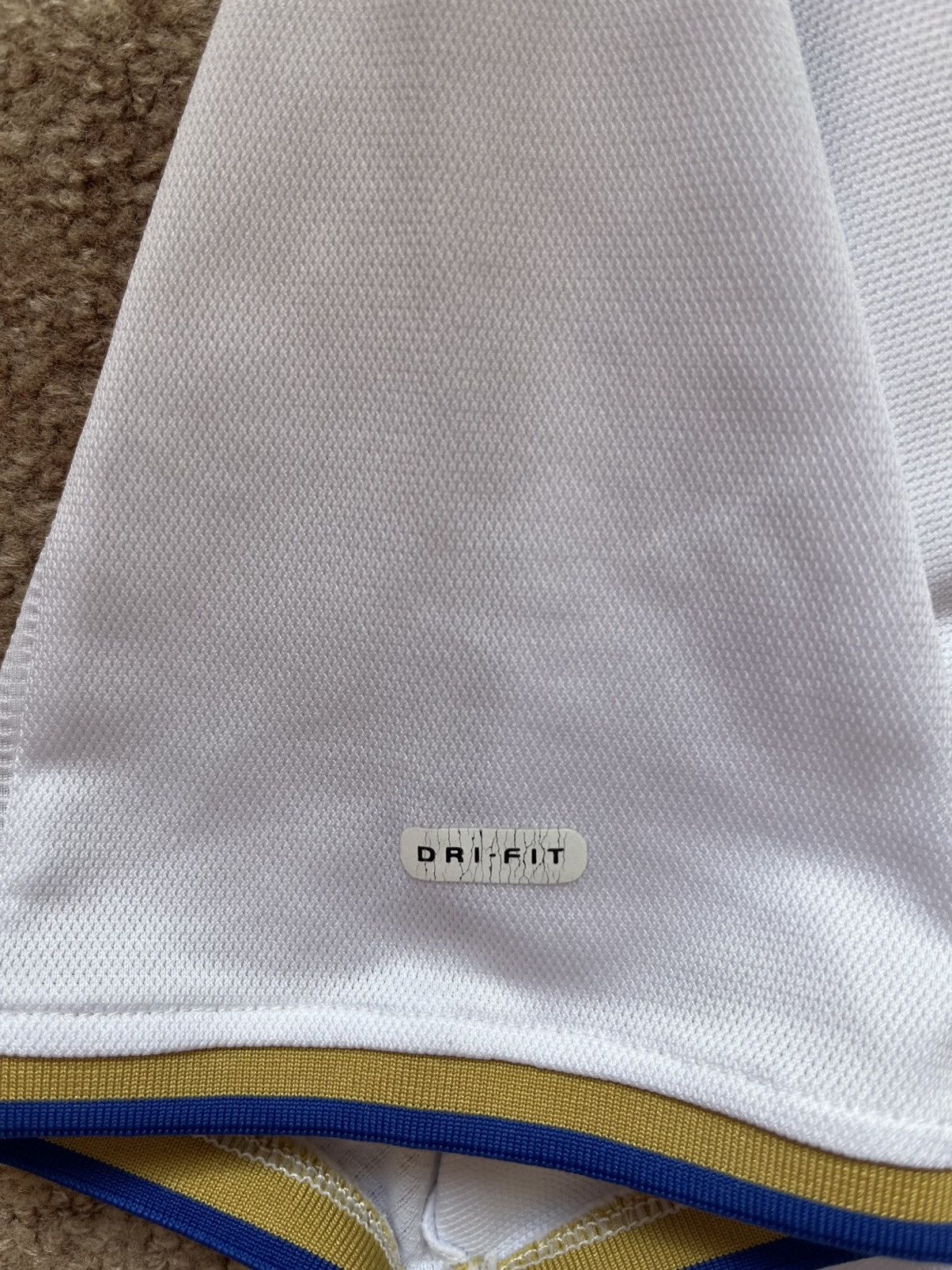 Nike Leeds United 2000/01 Home Nike Soccer Jersey Football Shirt Size US S / EU 44-46 / 1 - 5 Thumbnail