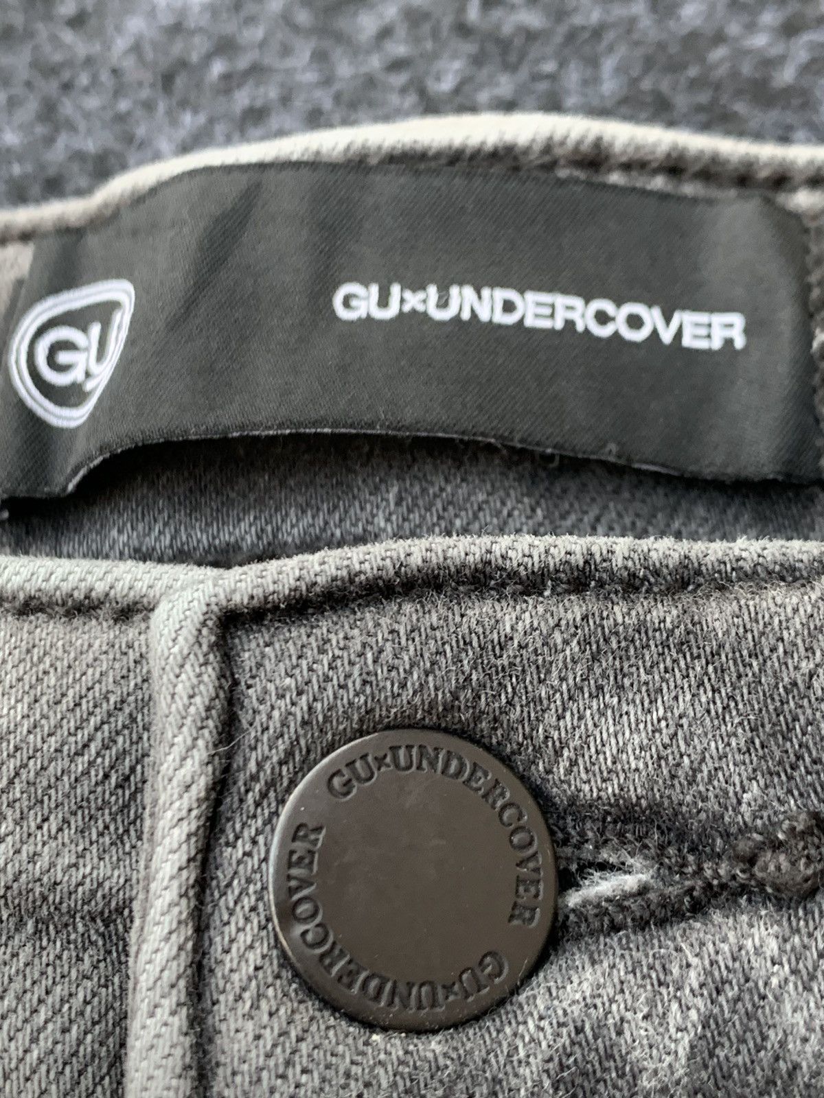 GU × Undercover DISTRESSED GU x UNDERCOVER FADE GREY. Size US 30 / EU 46 - 12 Thumbnail