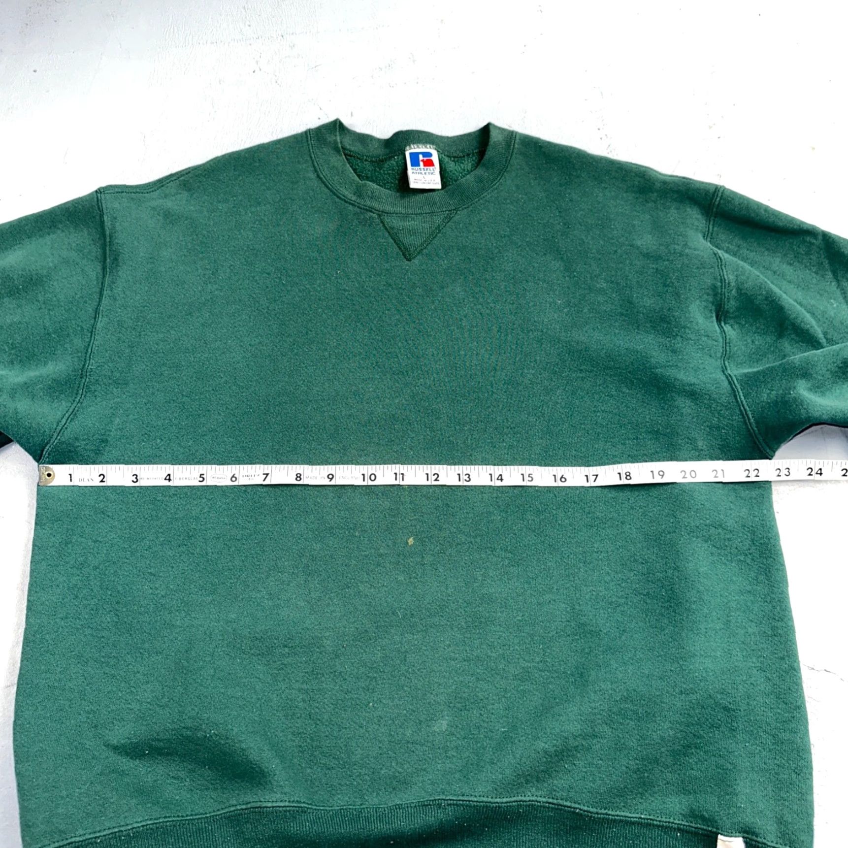 Russell Athletic VINTAGE Russell Athletic Sweatshirt Crewneck Green L 90s Logo Mens Pullover All Seasons Size US L / EU 52-54 / 3 - 7 Thumbnail