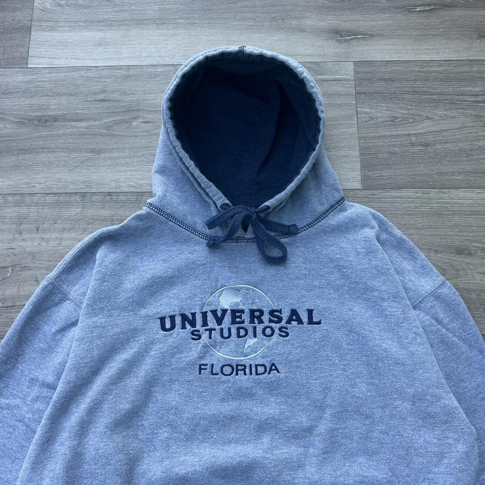 Other Vintage y2k Universal Studios Florida Grey Hoodie size M Size US M / EU 48-50 / 2 - 2 Thumbnail