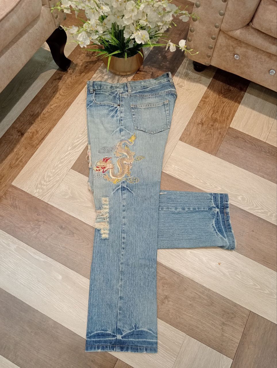 Japanese Brand JAPANESE BRAND EMBROIDERY DRAGON SUKAJAN BLUR JEANS Size US 34 / EU 50 - 4 Thumbnail