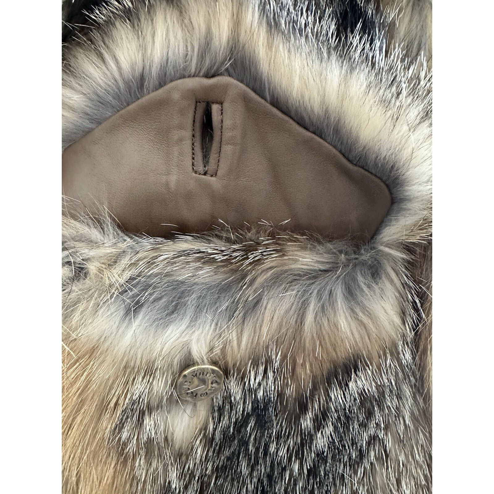 Louis Vuitton Louis Vuitton Made To Order Fur Jacket Size US XXL / EU 58 / 5 - 9 Thumbnail