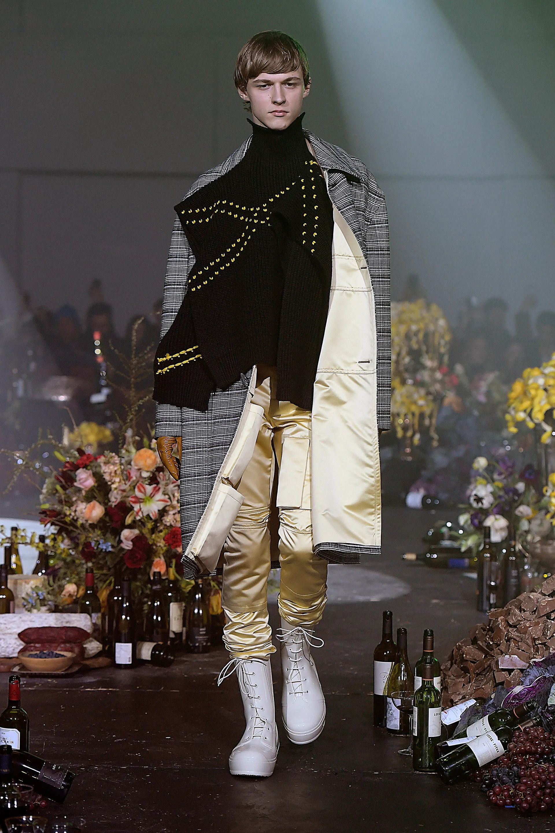 Raf Simons Raf Simons - FW 18 - Classic Coat w/ Seams Size US S / EU 44-46 / 1 - 1 Thumbnail