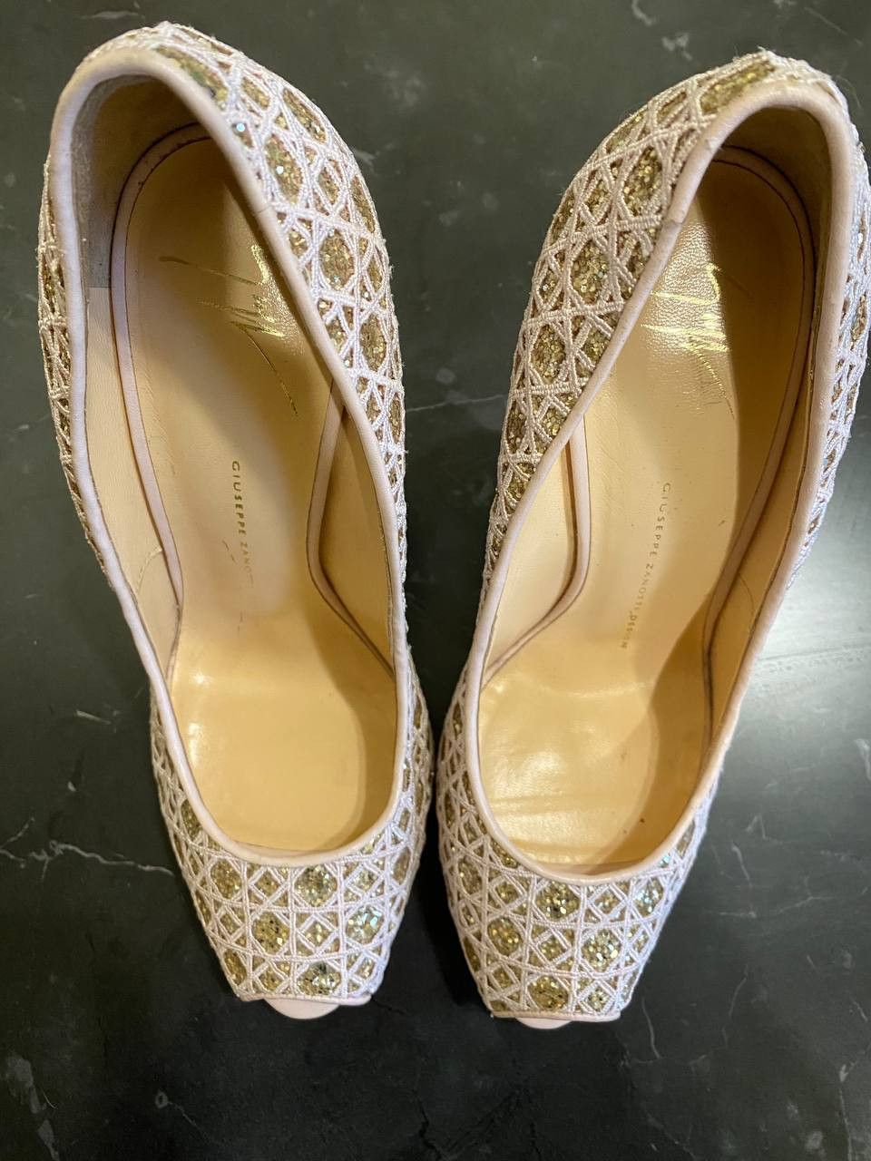 Giuseppe Zanotti Authentic Giuseppe Zanotti embroidered pump heels Size US 9.5 / IT 39.5 - 10 Thumbnail