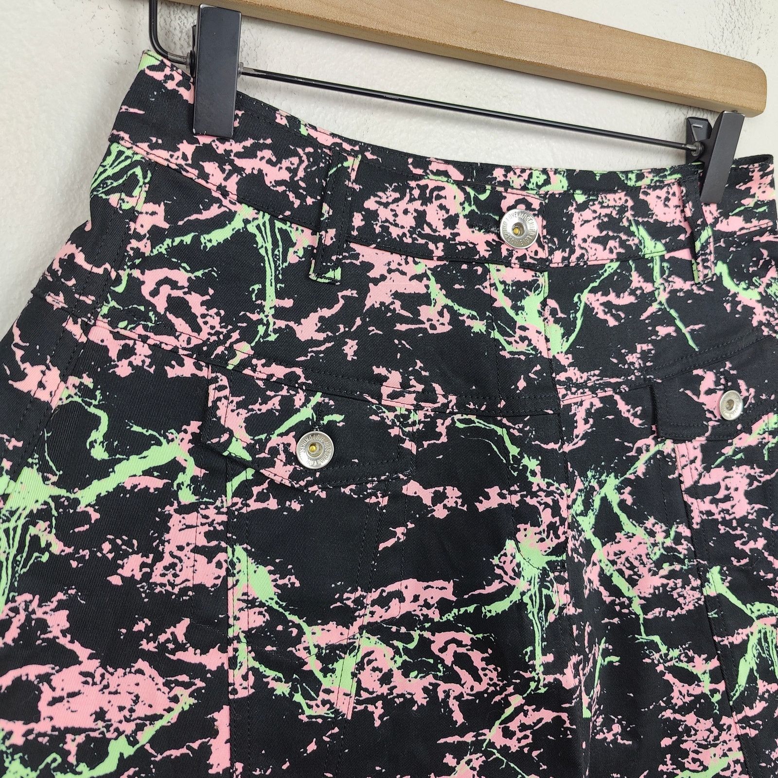 Moschino Love Moschino Printed Mini Skirt Womens 4 US Black Size 27" / US 4 / IT 40 - 2 Thumbnail