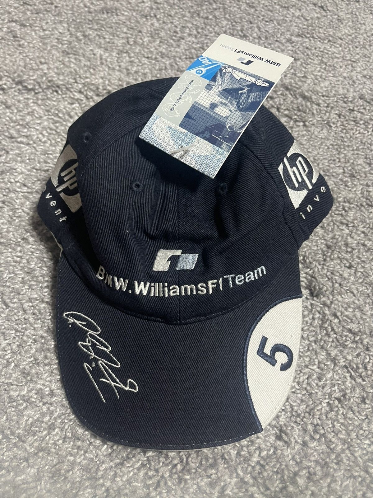 BMW × Formula 1 BMW WILLIAMS F1 CAP VINTAGE CAP FORMULA 1 HAT 2002 NEW Size ONE SIZE - 1 Thumbnail
