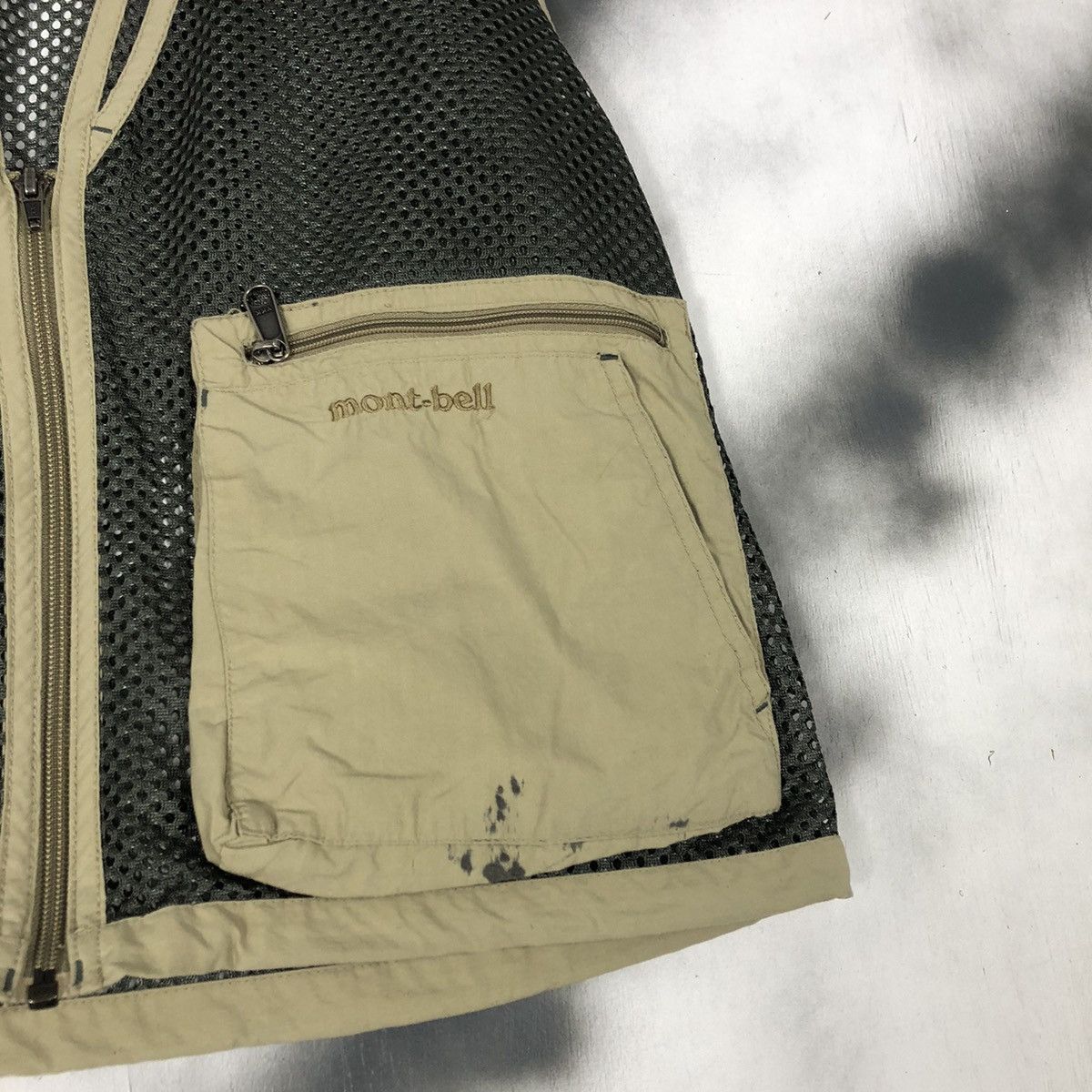 Montbell Vintage Montbell Sleeveless Fishing Jacket Size US L / EU 52-54 / 3 - 4 Thumbnail