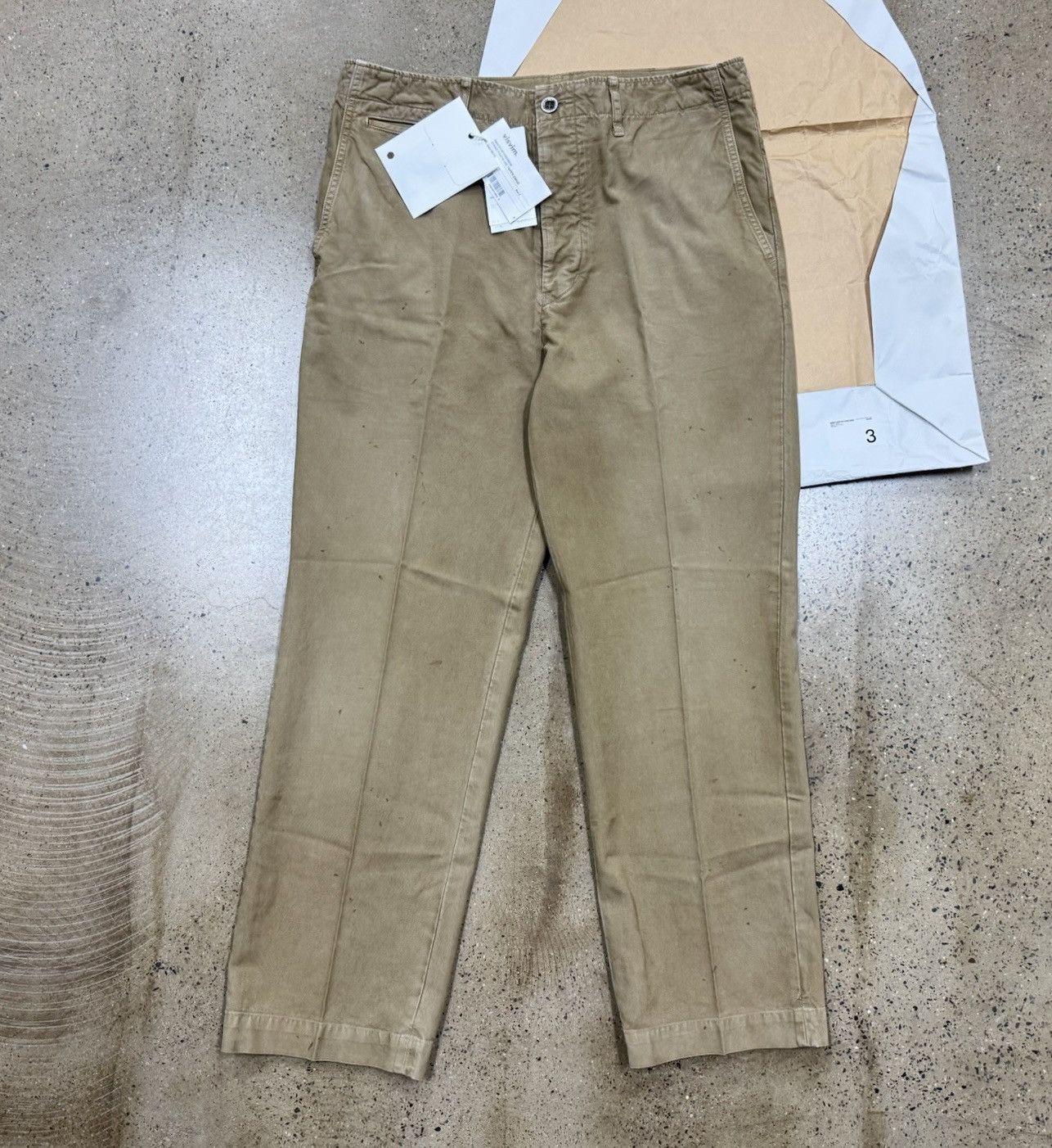 Visvim Visvim 22ss CHINO PANTS HW TAPER DMGD Beige Size US 34 / EU 50 - 1 Thumbnail
