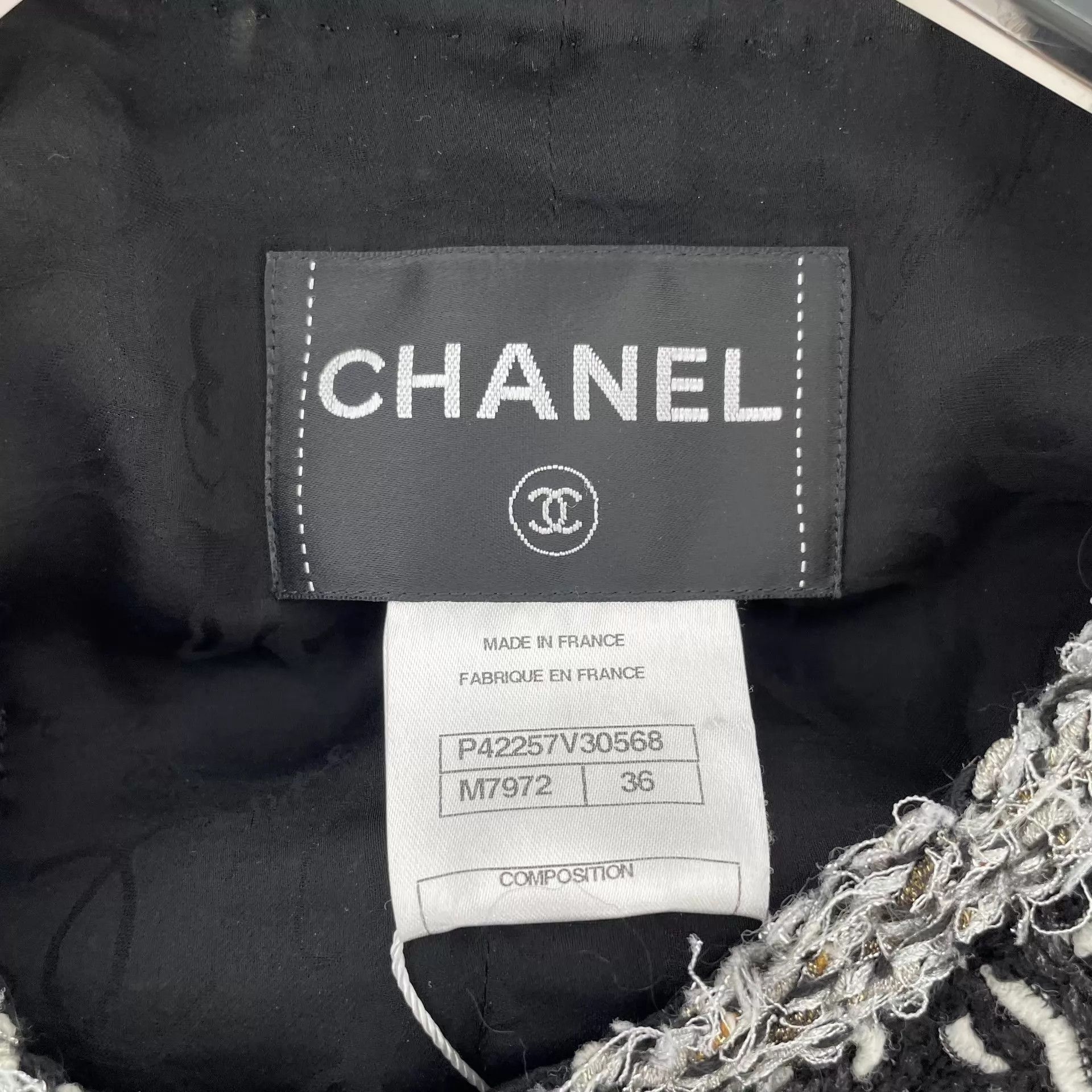 Chanel Chanel Black & White Soft Tweed Jacket Size 36 Size XS / US 0-2 / IT 36-38 - 4 Thumbnail