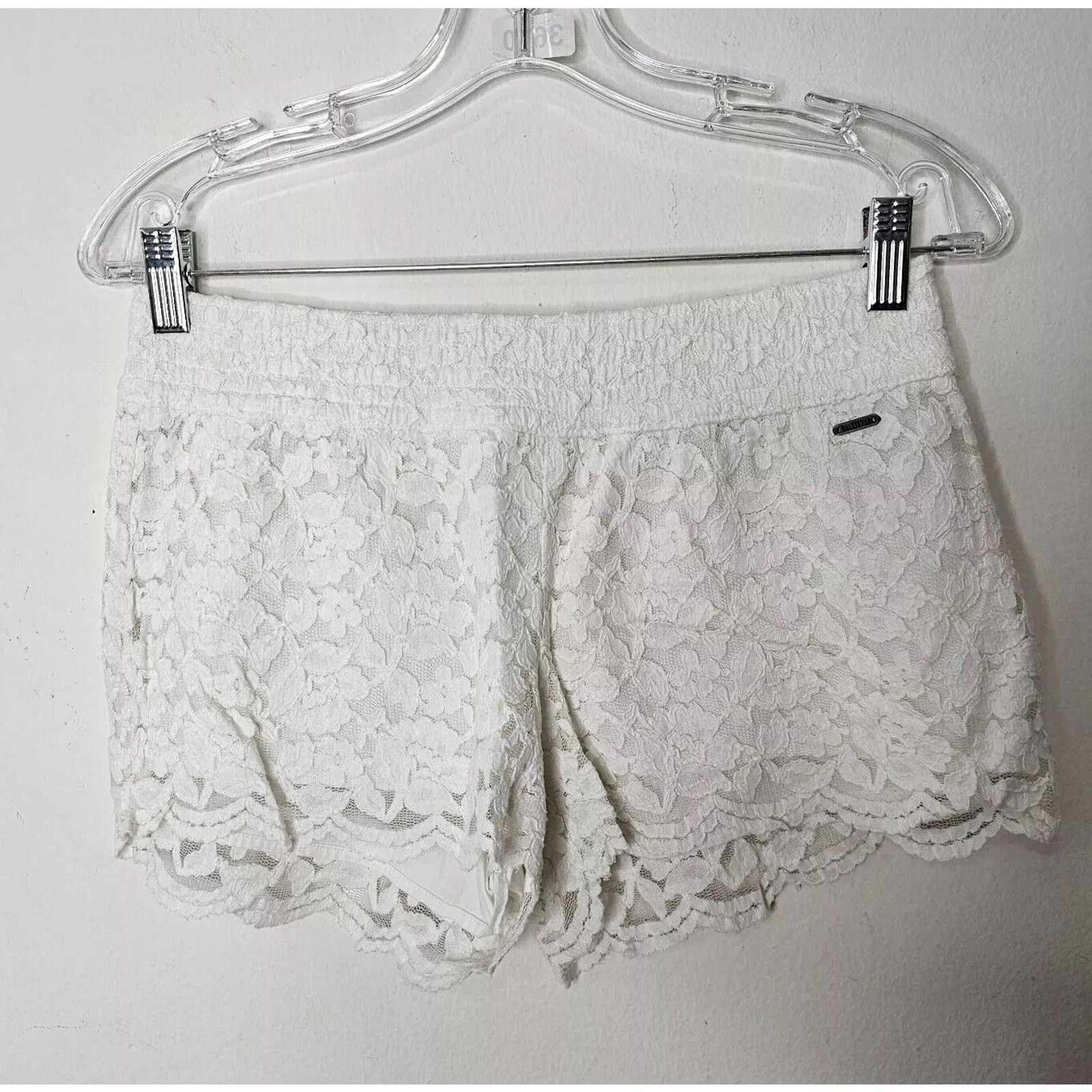 Hollister Hollister Ivory Floral Elastic Waist Lace Short Shorts M Size 30" / US 8 / IT 44 - 7 Thumbnail