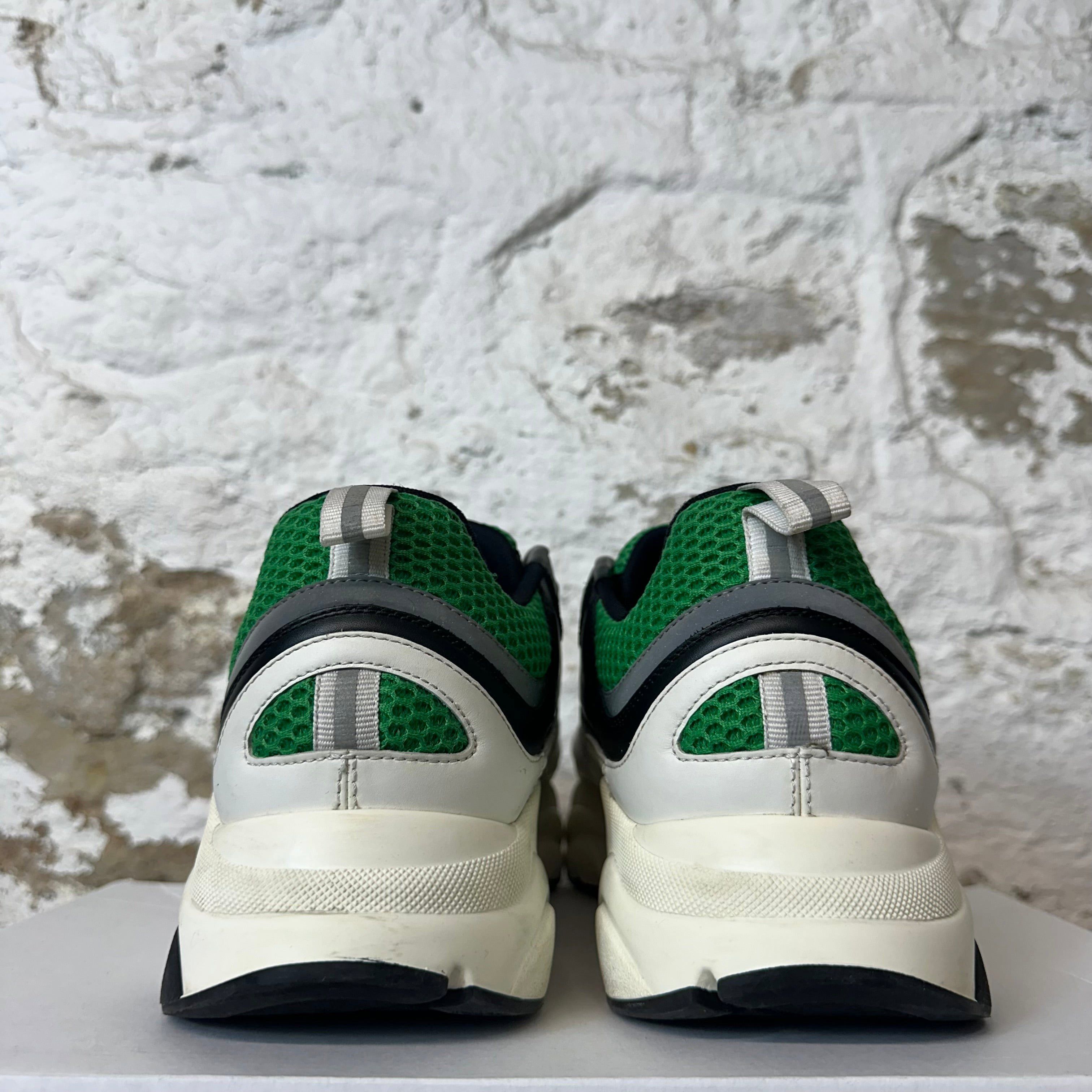 Dior Dior B22 Green White Black Sneaker Sz 12 (45) No Box Size US 12 / EU 45 - 5 Thumbnail