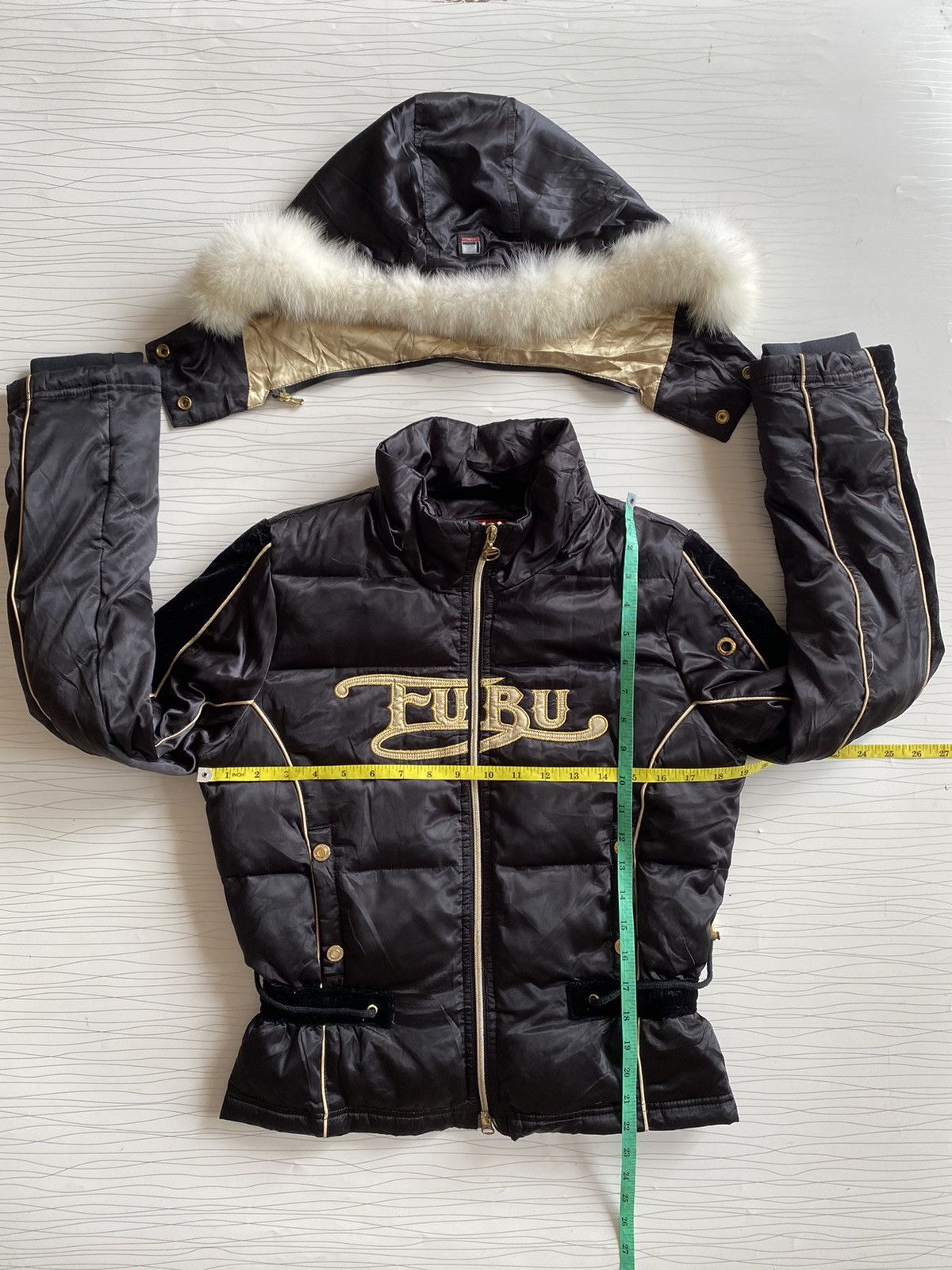 GOSTAR DE FUGA × If Six Was Nine × Le Grande Bleu (L.G.B.) Vintage Fubu Fur Winter Puffer Jacket Size US M / EU 48-50 / 2 - 23 Thumbnail