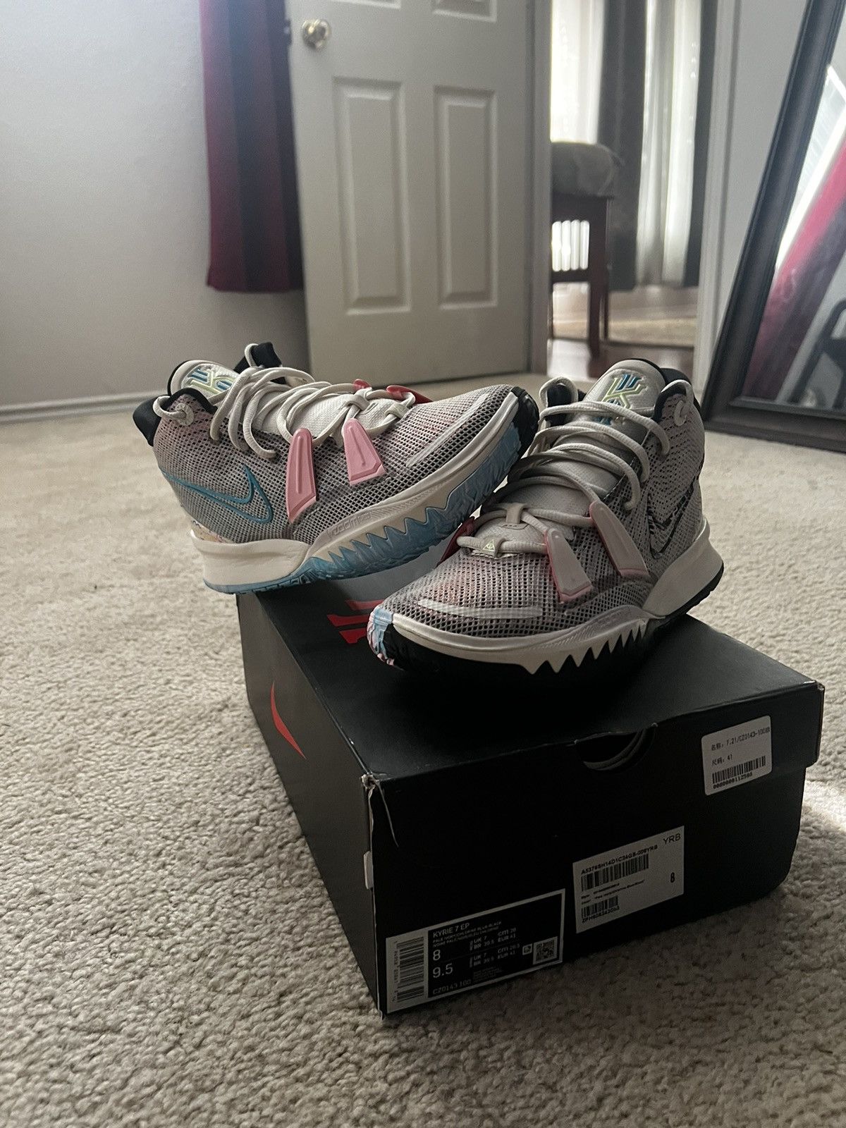 image of Nike Kyrie 7 Pale Ivory Shoes, Men's (Size 8)