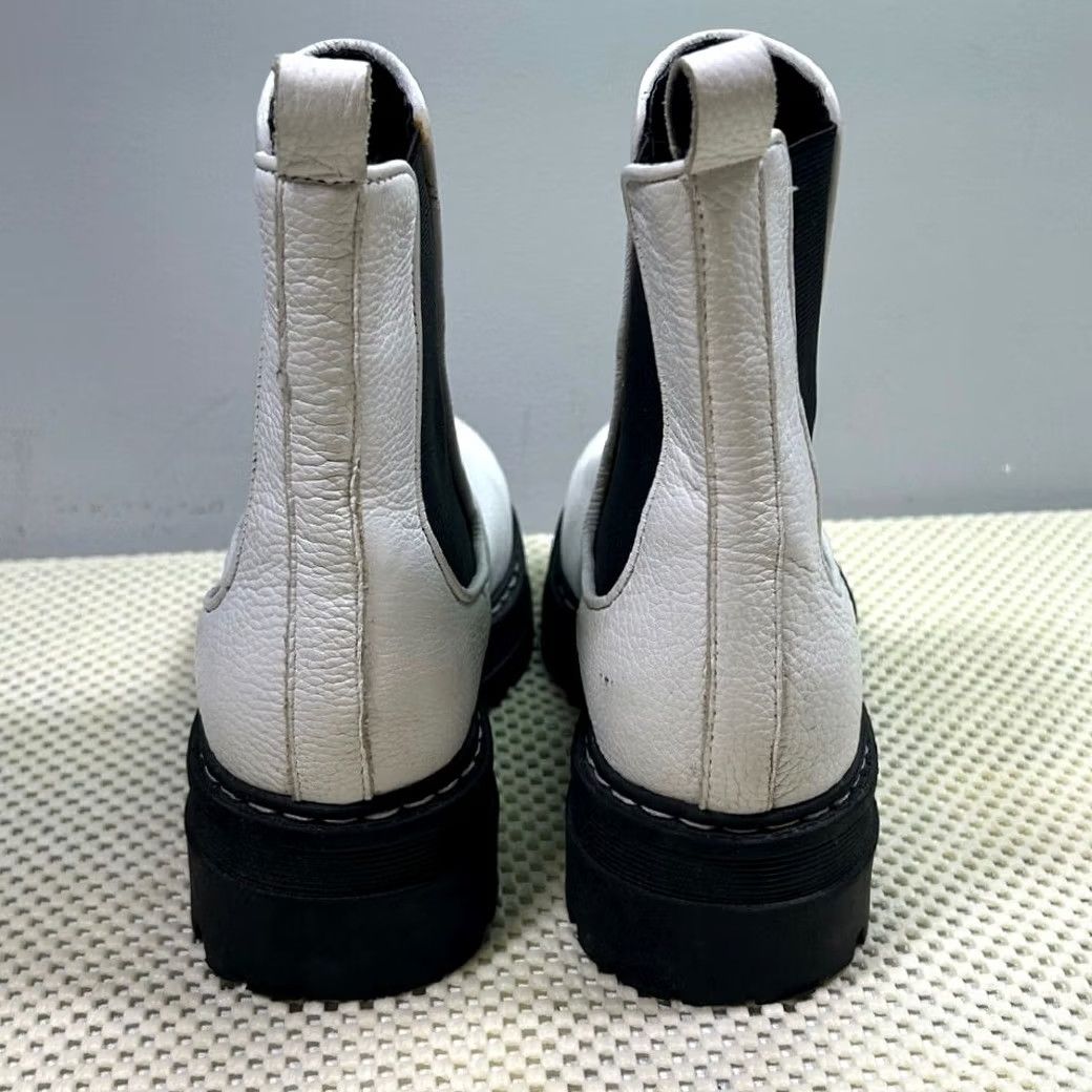 Marc Fisher Marc Fisher Chelsea Platform Lug White Leather Boots Womens 6.5M Chelsea Boots Platform Lug Sole Size US 7 / IT 37 - 3 Thumbnail