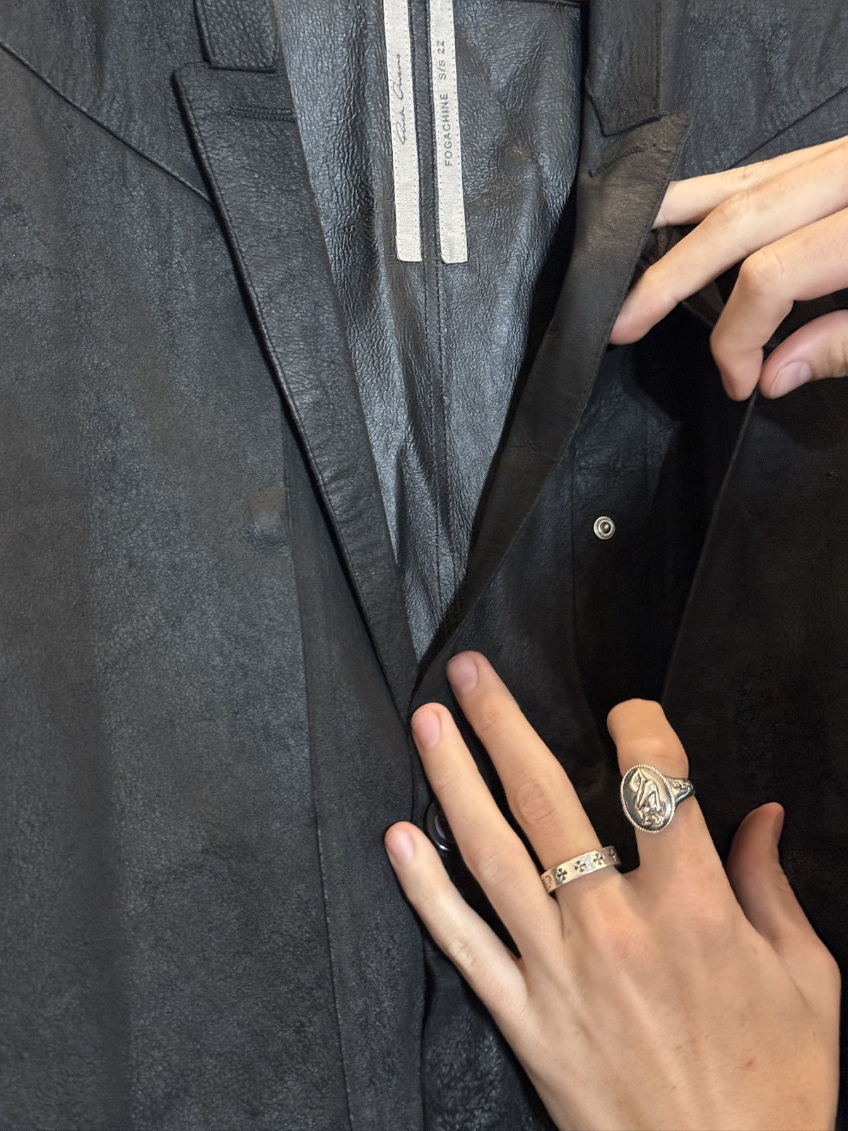 Rick Owens Leather trench coat, unlined, blistered leather Size US L / EU 52-54 / 3 - 7 Thumbnail