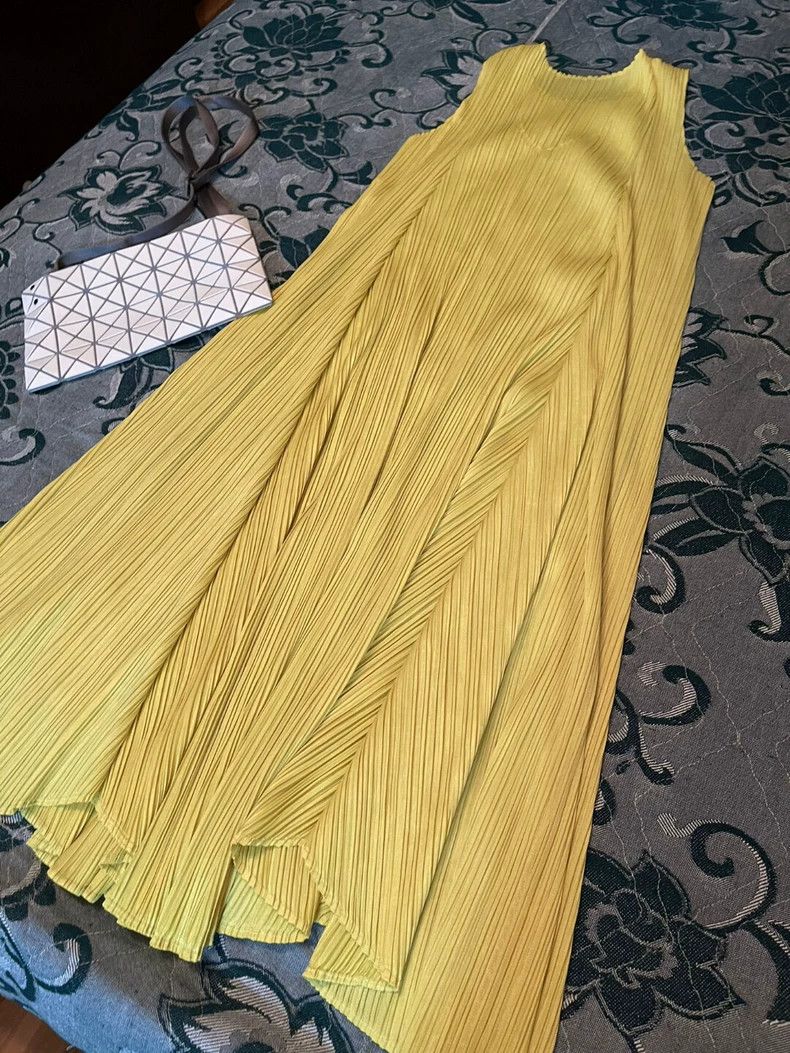 Issey Miyake Issey Miyake Kelp sleeveless dress Size S / US 4 / IT 40 - 7 Thumbnail