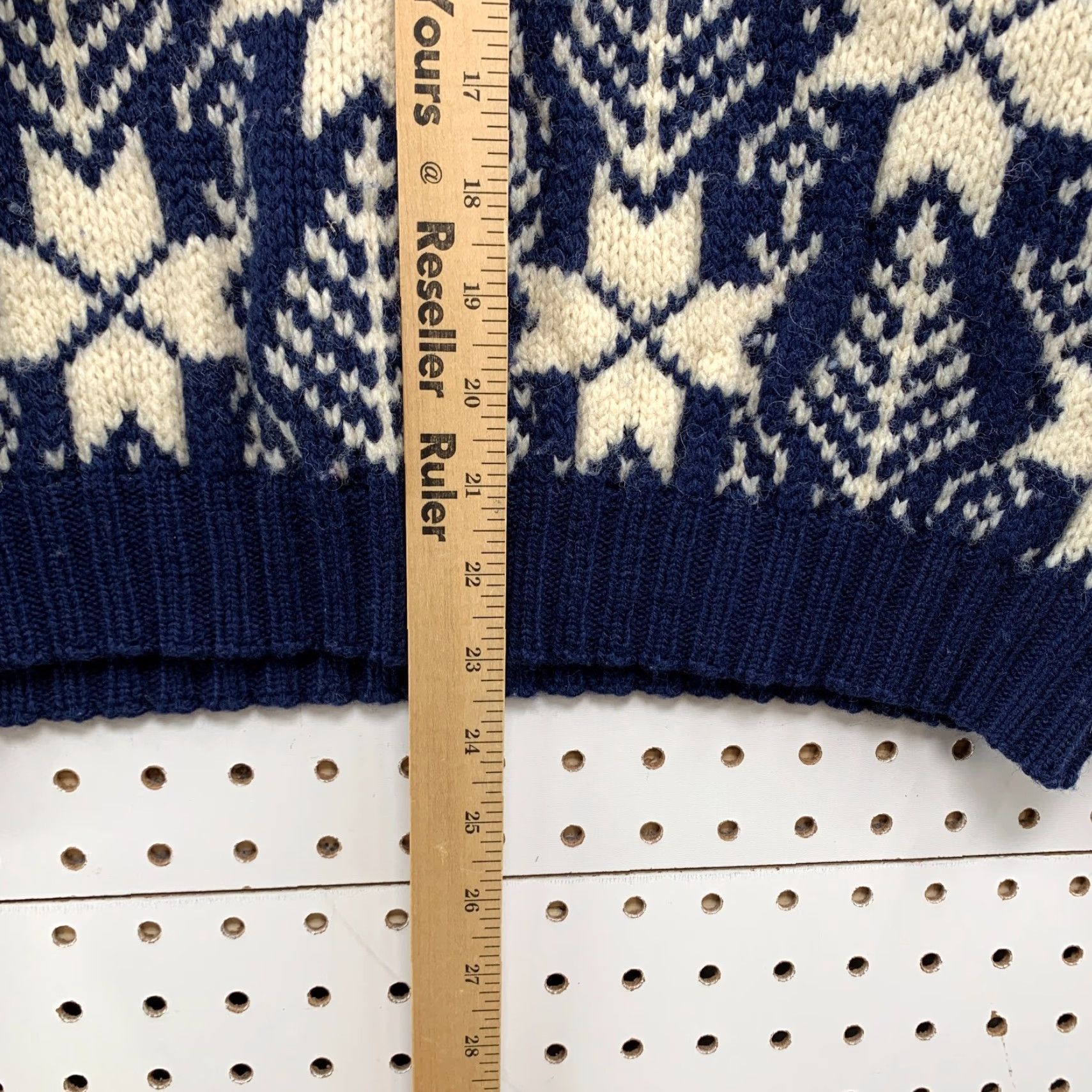 Vintage VINTAGE Lord & Jeff Knit Sweater Women L Blue Snowflake 22x23.5 Cardigan Crew Neck Long Sleeve Mens? Size L / US 10 / IT 46 - 7 Thumbnail