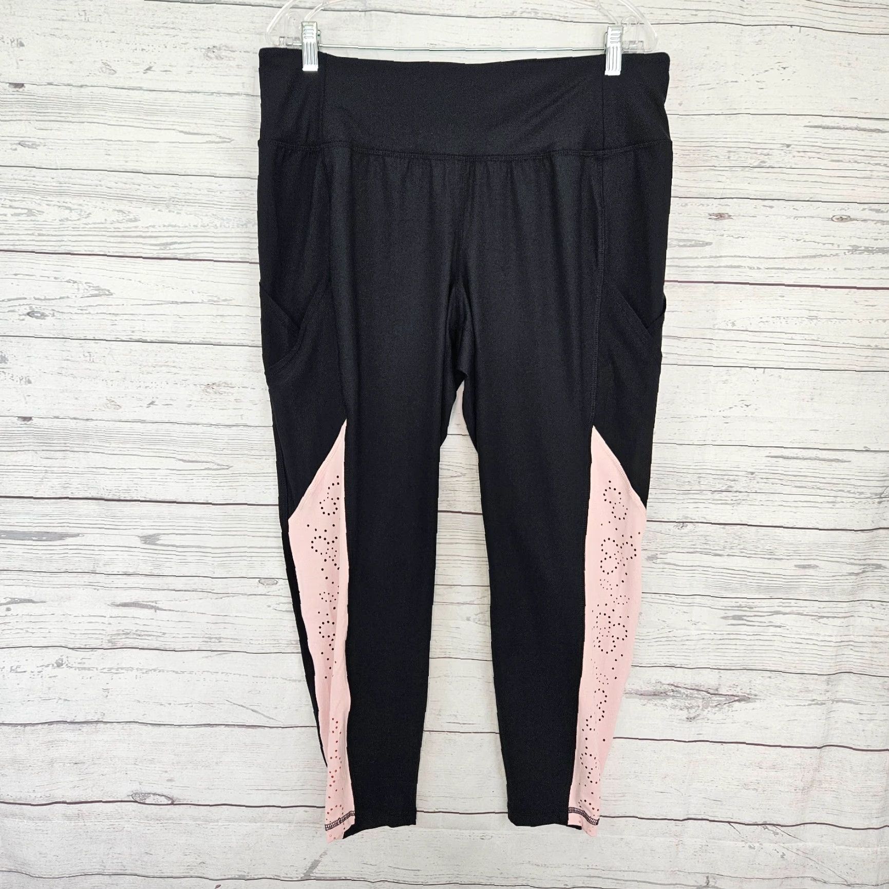 Vintage Livi Lane Bryant Womens Leggings Sz 18/20 Black Pink Laser Cut Pockets leggings 18 Womens Black Pink Pockets Ankle Activewear Evening? Size 40" / US 18 - 2 Thumbnail