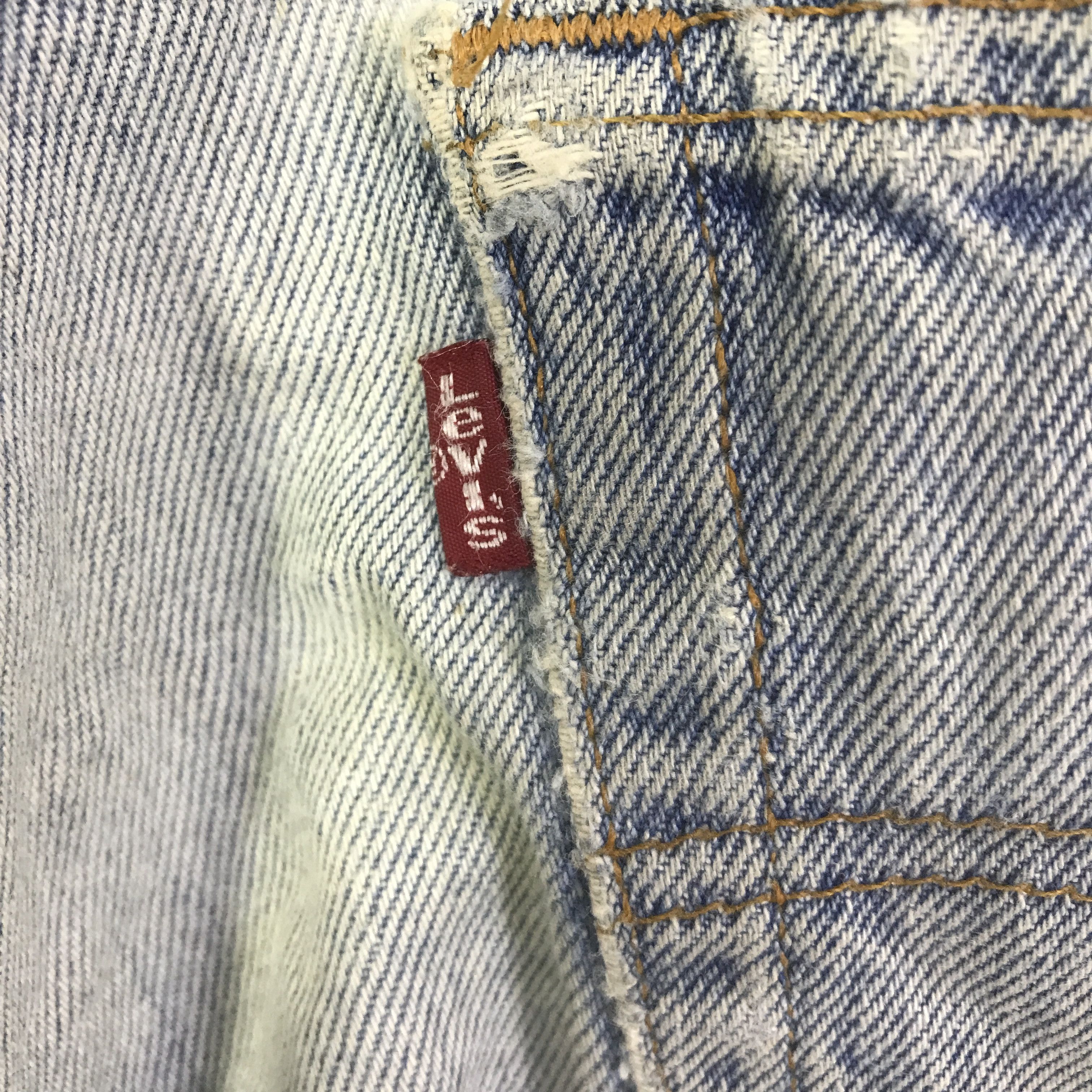 Levi's Vintage Clothing Vintage Levi’s 501 distressed denim shorts K130B9 Size US 30 / EU 46 - 6 Thumbnail