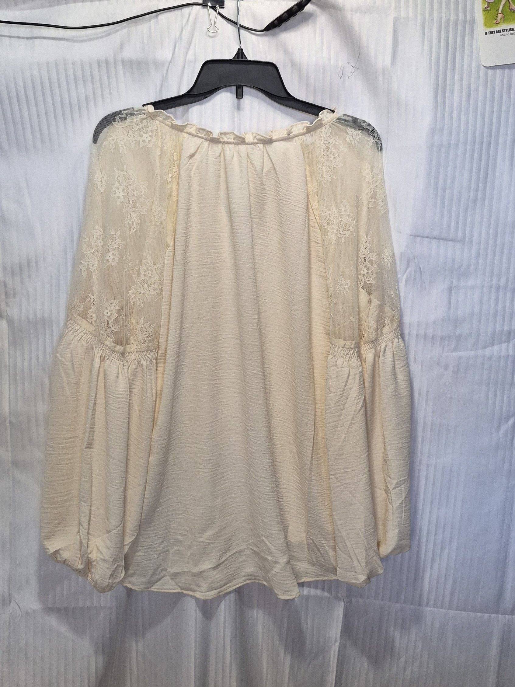 Other Maurices 1X Cream Lace-Shoulder Boho Top NWT Size XL / US 12-14 / IT 48-50 - 5 Thumbnail