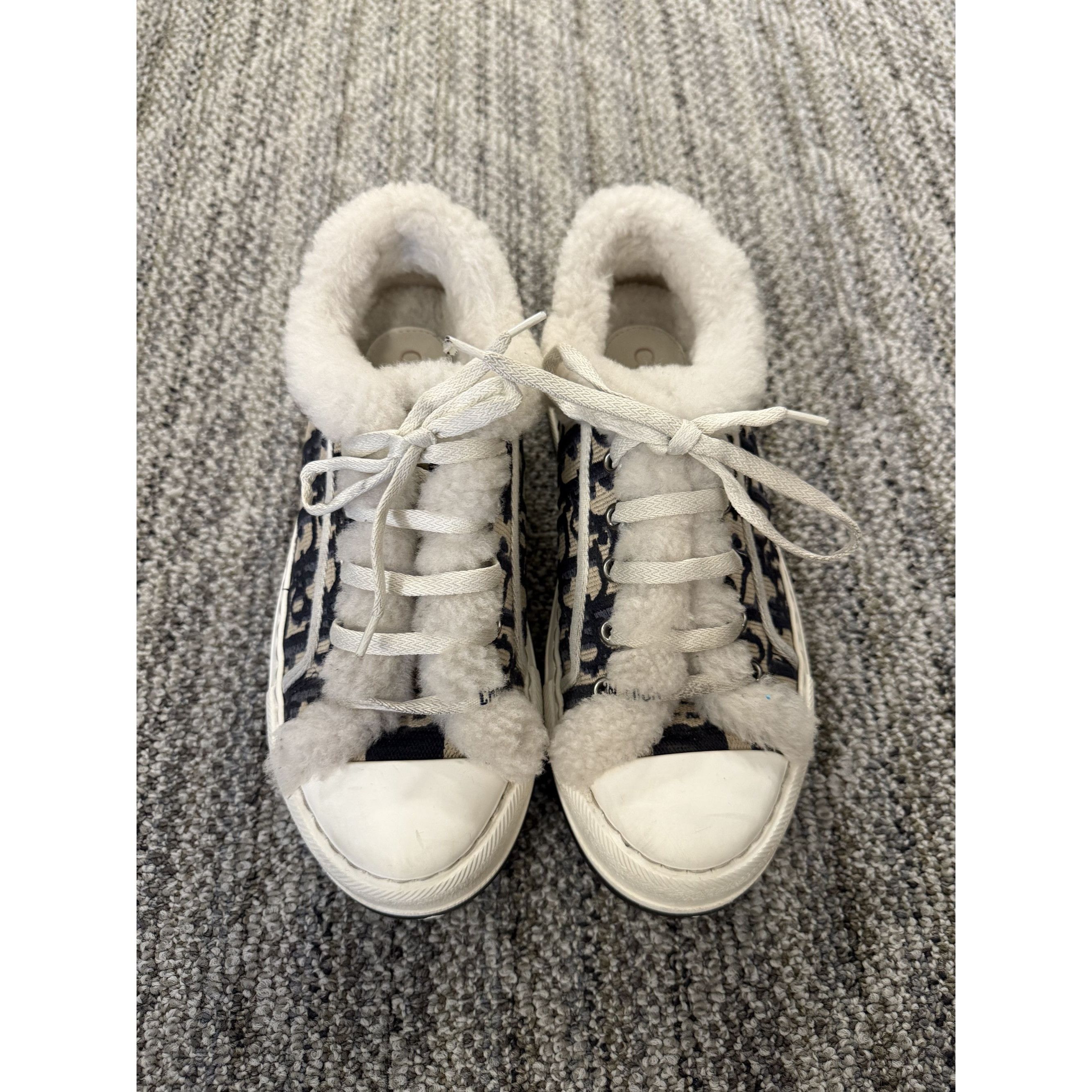 Dior Christian Dior Womens Navy & White Shearling Lined Canvas Sn Size US 7 / IT 37 - 1 Thumbnail