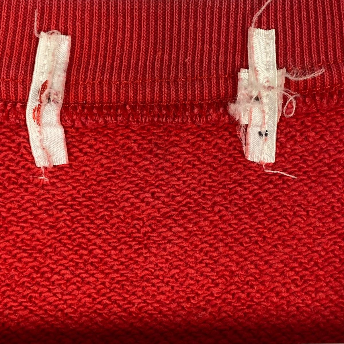 Designer × Vintage Vintage Peanuts Snoopy Crewneck Sweatshirt Red Size M Size M / US 6-8 / IT 42-44 - 7 Thumbnail