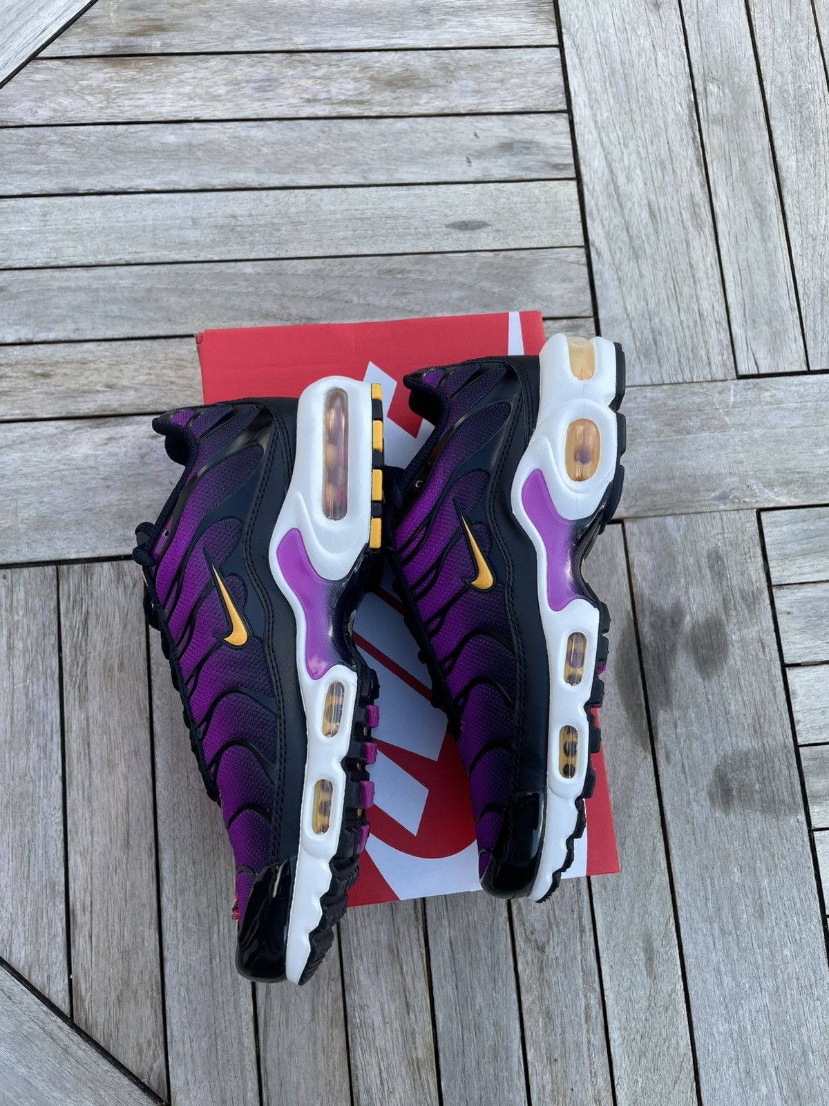 Nike - Nike Air Max Plus Black Hyper Violet Size US 7 / IT 37 - 8 Thumbnail