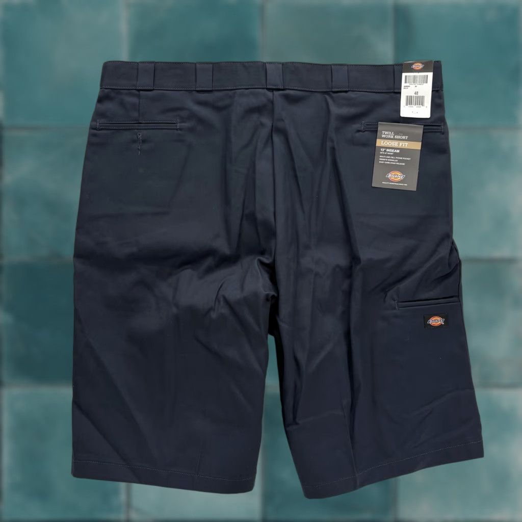 Dickies Dickies Loose Fit Twill Work Shorts Mens 48 Blue Navy 13" Stain Release Tech NWT Size US 32 / EU 48 - 1 Thumbnail