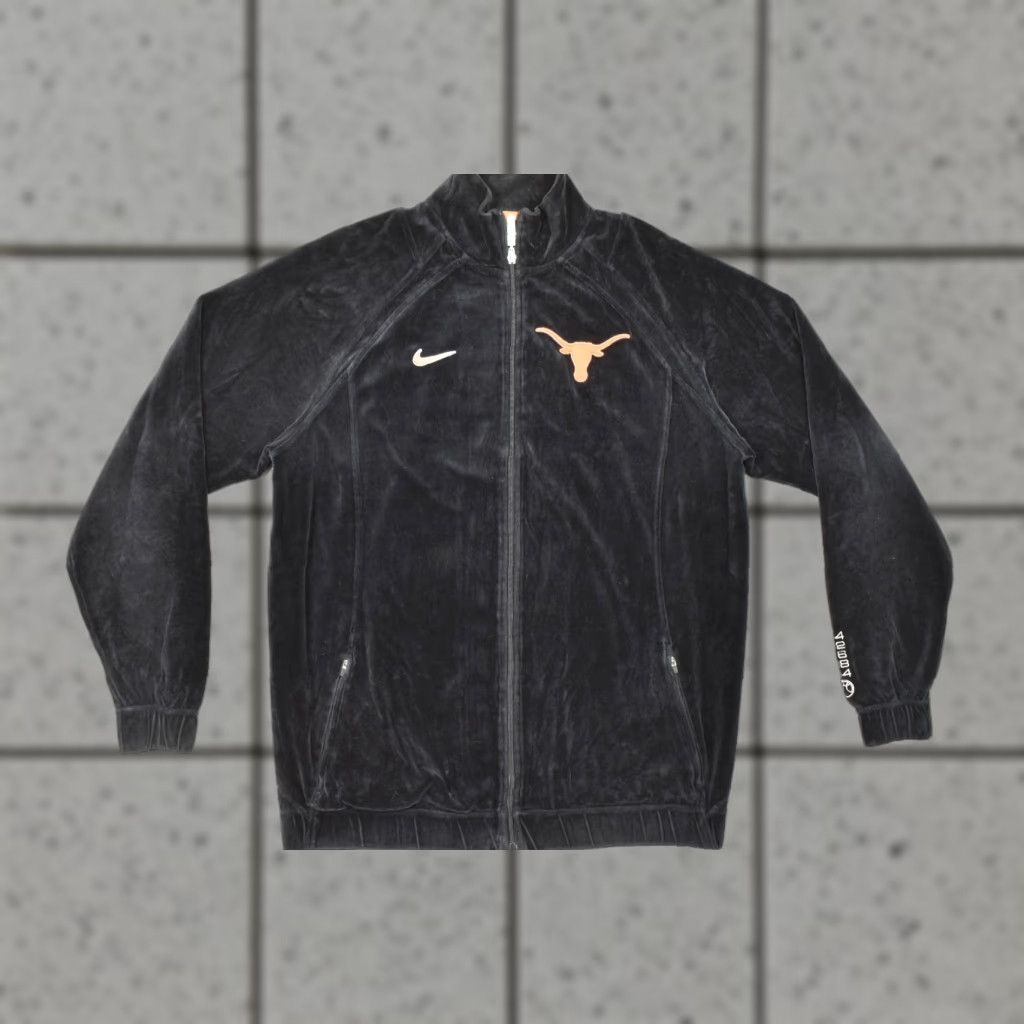 Nike Nike Elite Team Texas Longhorns Velour Full Zip Jacket Mens XLT Tall Black Bomber Jacket Women? No, Mens. Size US XL / EU 56 / 4 - 1 Thumbnail