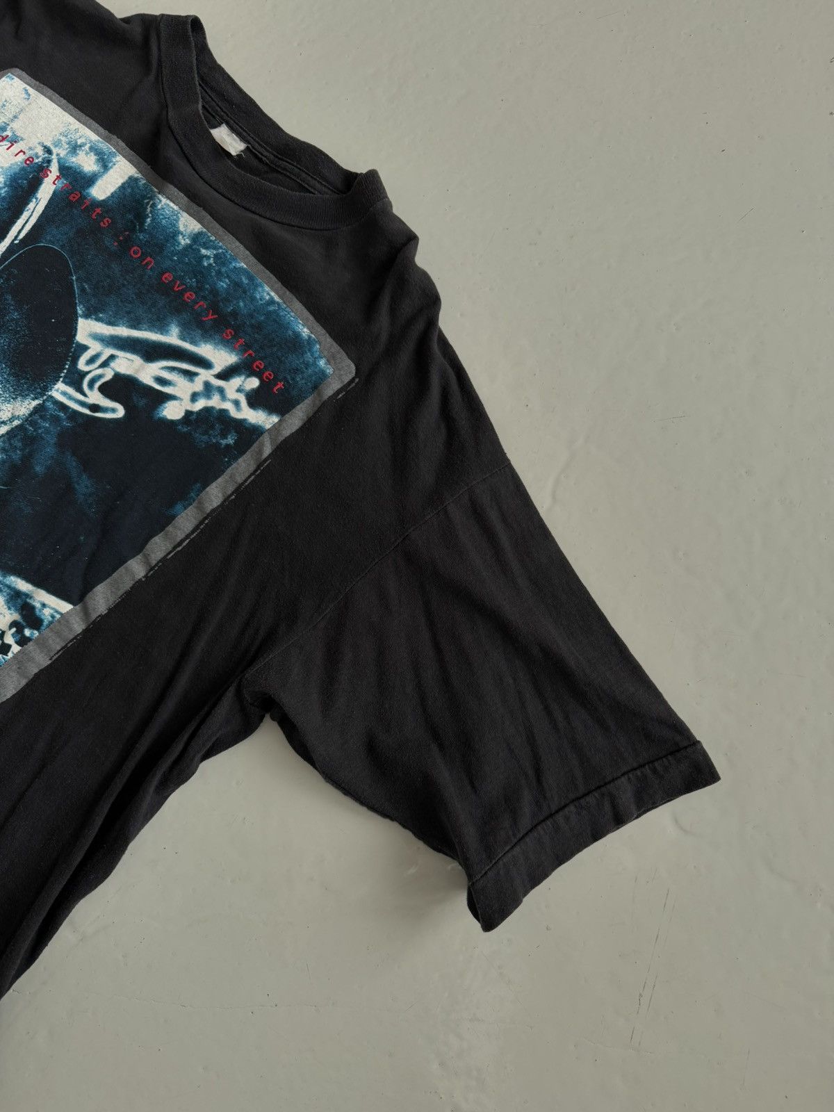 Vintage Vintage 1992 Dire Straits on every street tour tee Size US XL / EU 56 / 4 - 5 Thumbnail