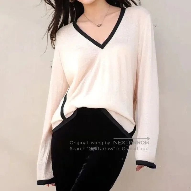 Lanvin Lanvin Women's Wool Blend Long Sleeve Pullover . Size M / US 6-8 / IT 42-44 - 1 Thumbnail