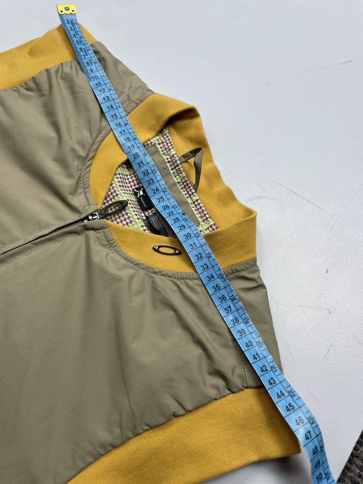 Oakley Oakley Vintage 00s Softshell Tactical Vest - Olive/Mustard Size US L / EU 52-54 / 3 - 17 Thumbnail