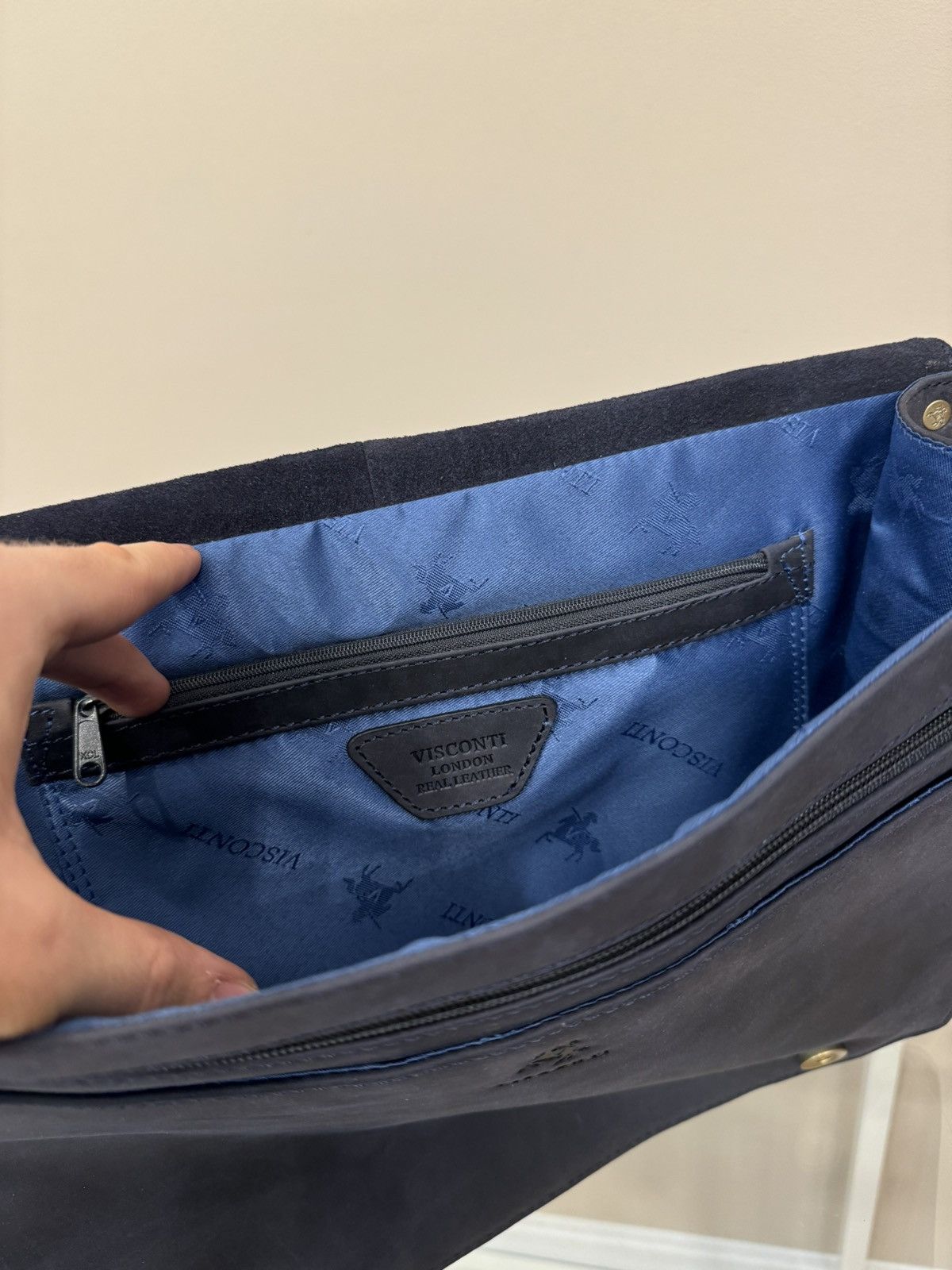 Genuine Leather Visconti leather bag Harvard high quality crossbody bag Size ONE SIZE - 11 Thumbnail
